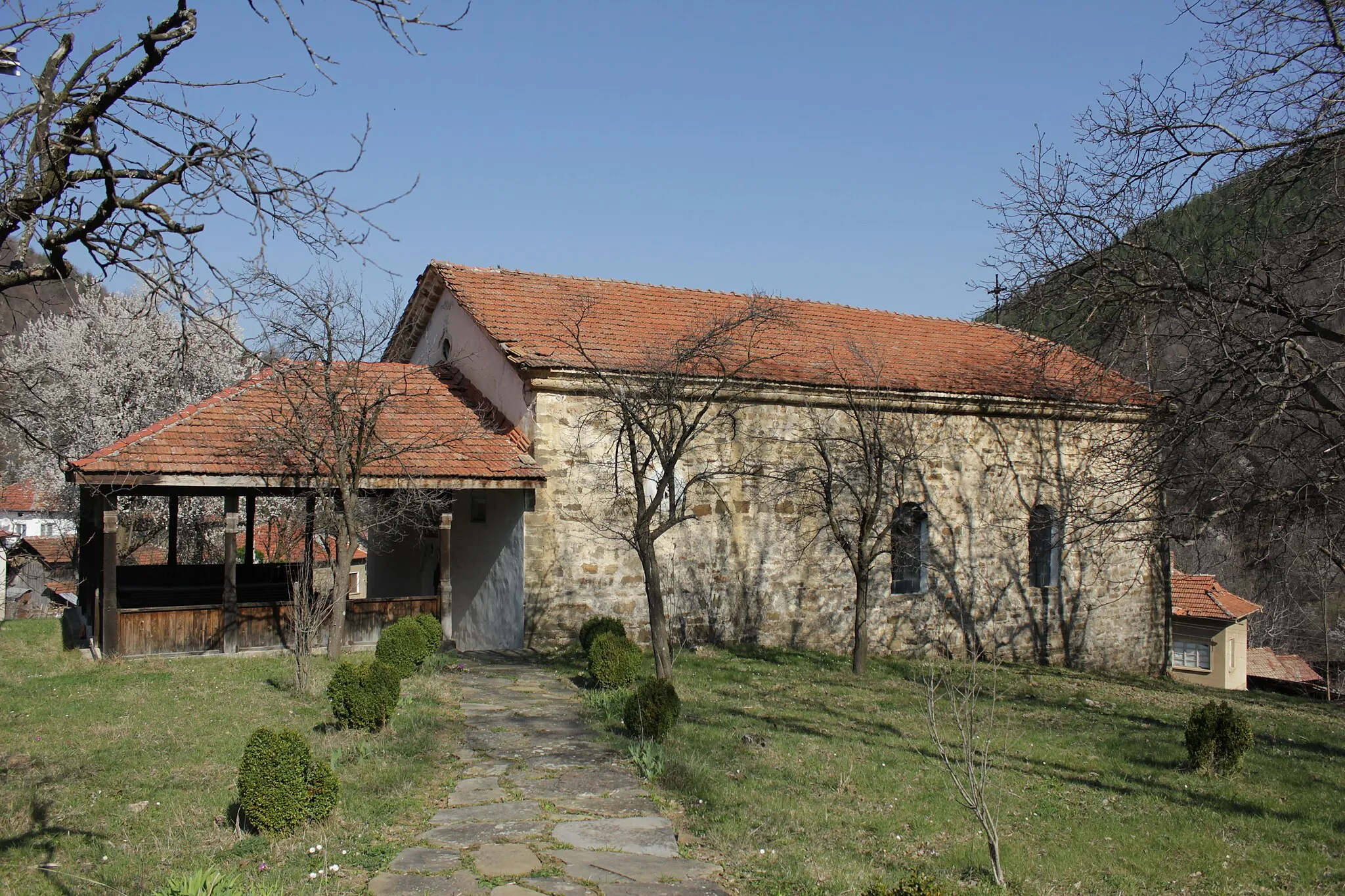 Photo showing: Lopyan Saints Peter and Paul church