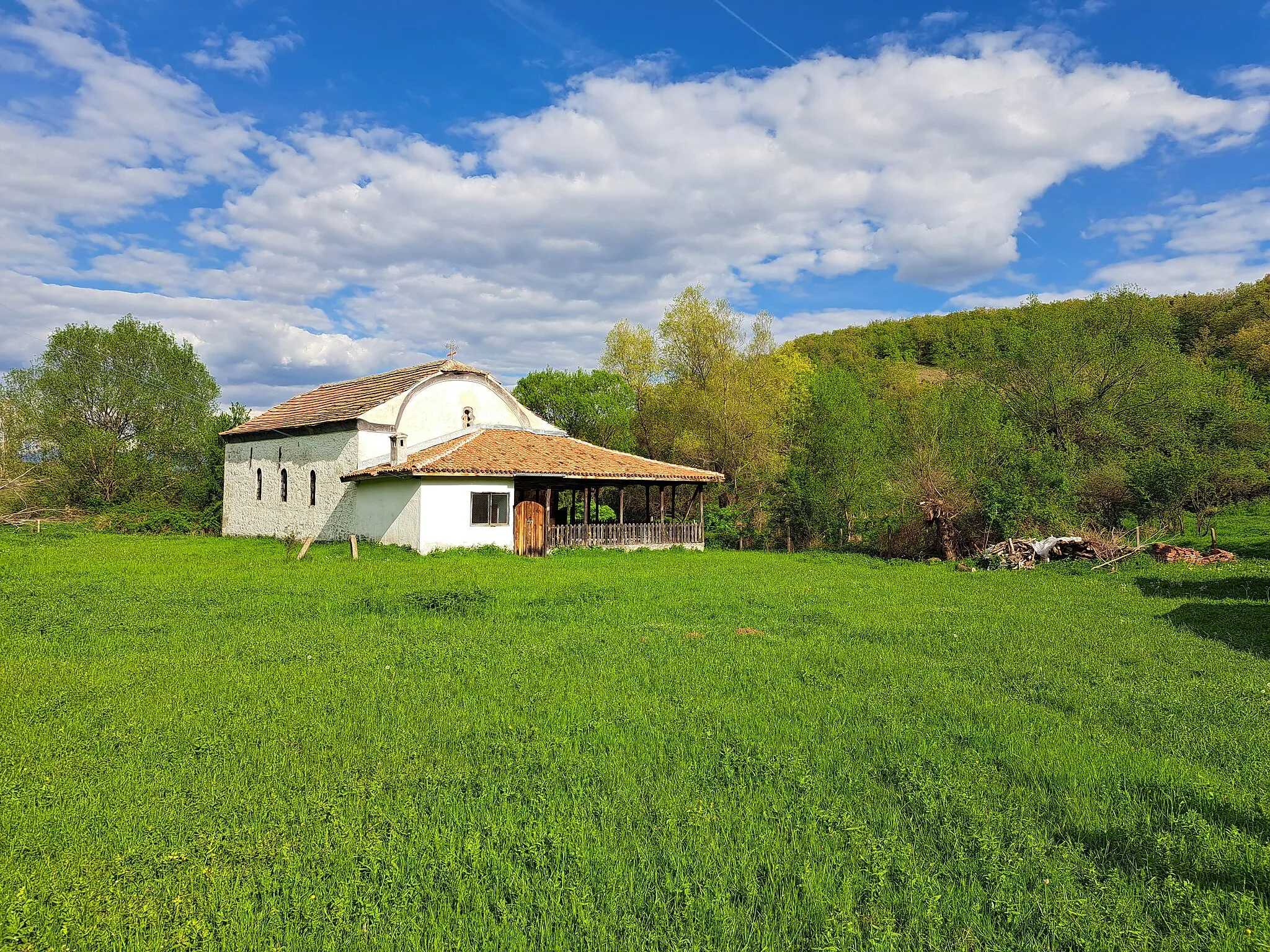 Photo showing: St Archangel Michail Church in Logodazh