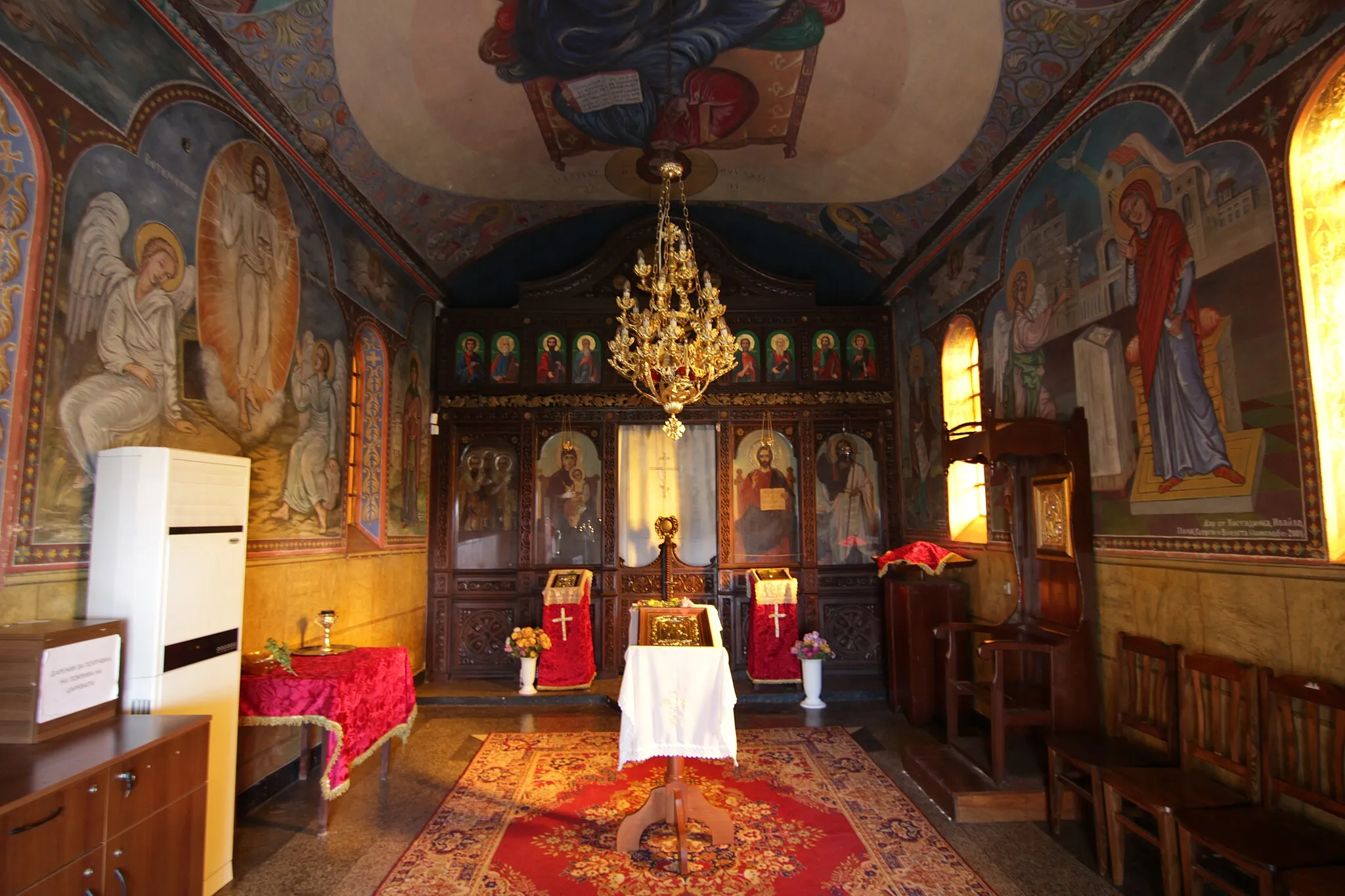 Photo showing: Chepinski Monastery Church interior