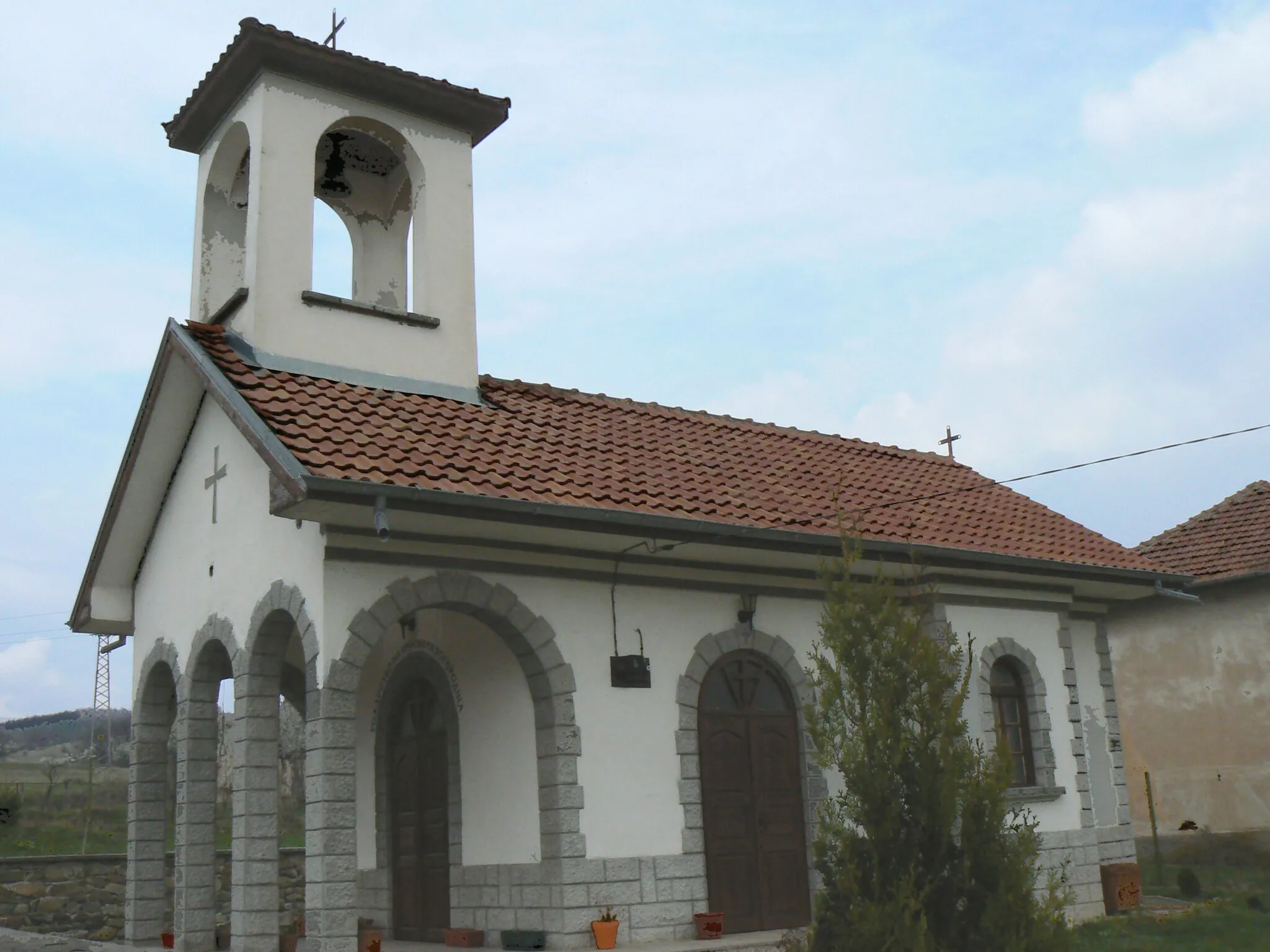 Photo showing: The church of village Benkovski, Sofia district, Bulgaria