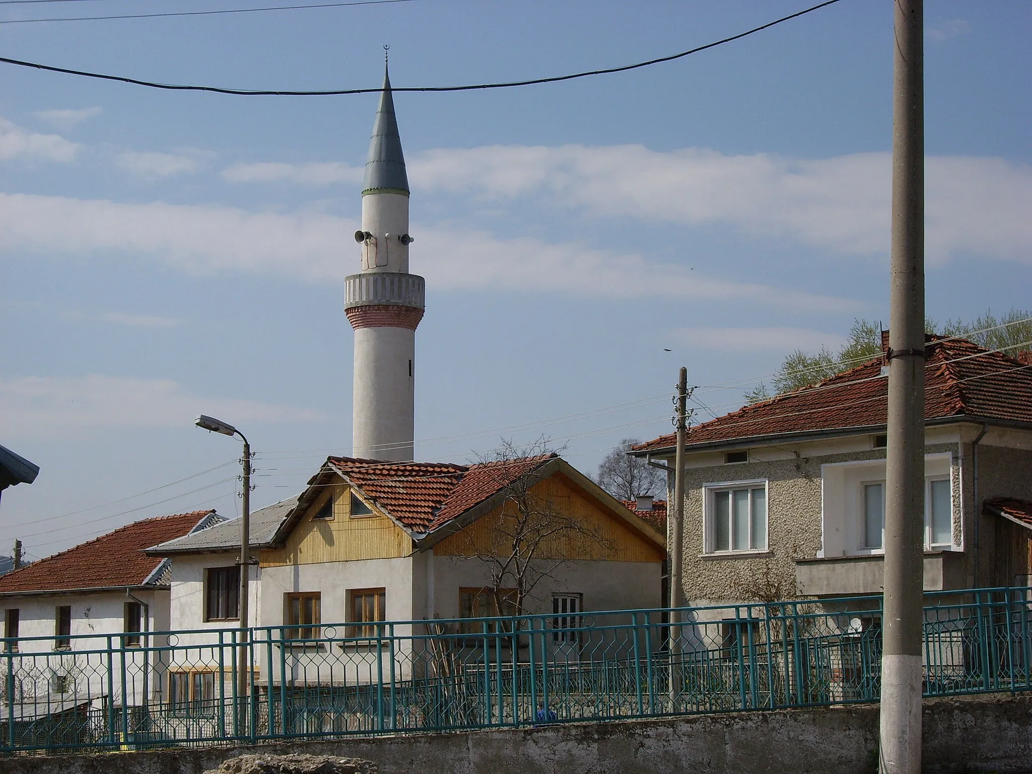 Photo showing: The mosque the village of Kasak.