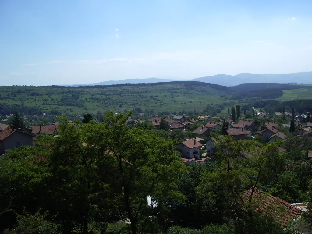 Photo showing: Изглед от село Кладница, България