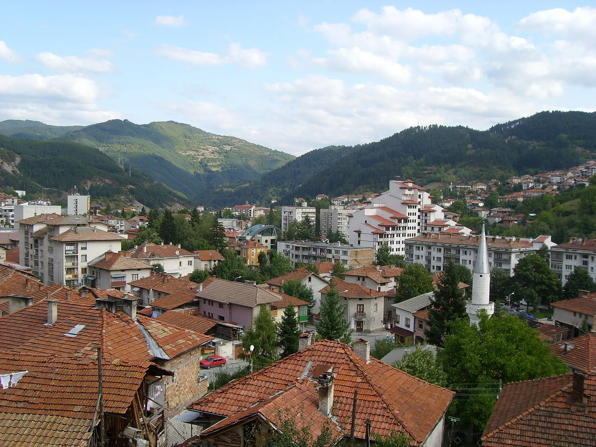 Photo showing: View of the town of Devin.