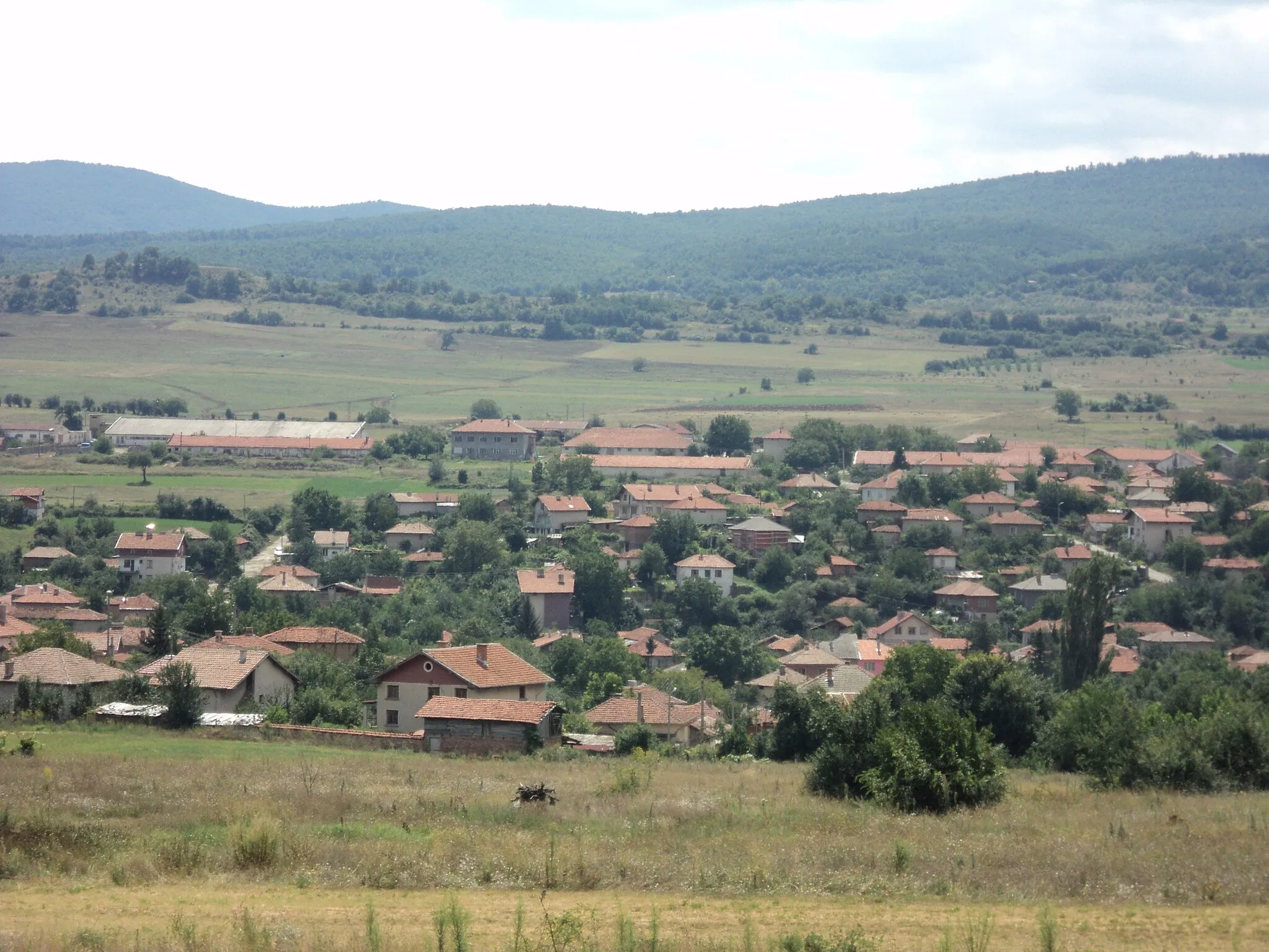 Photo showing: Village of Bata, Pazadzhik Province, Bulgaria.