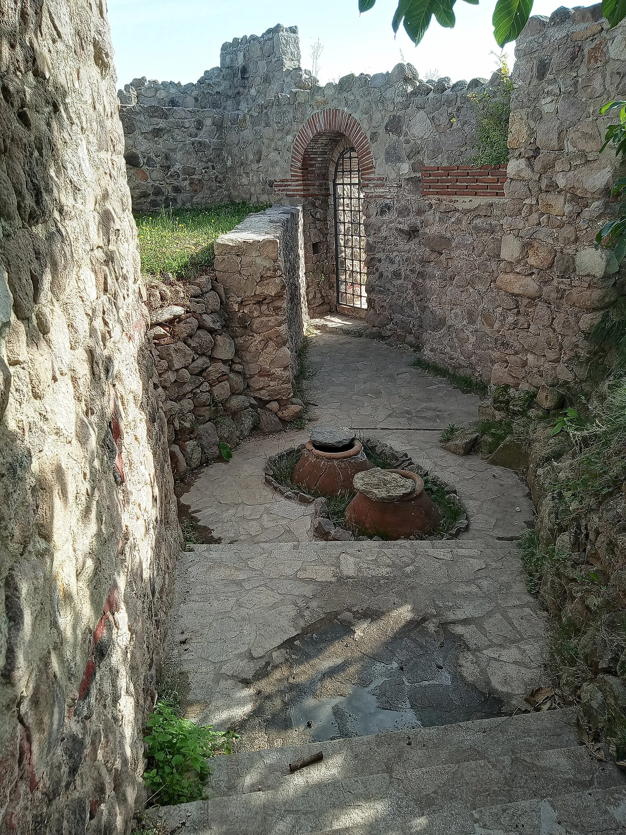 Photo showing: Peristera Fortress