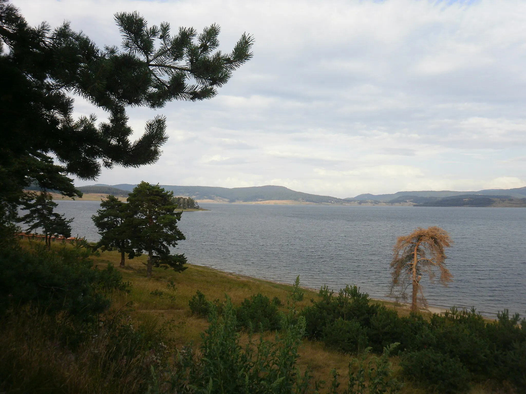 Photo showing: Batak Reservoir, Bulgaria.