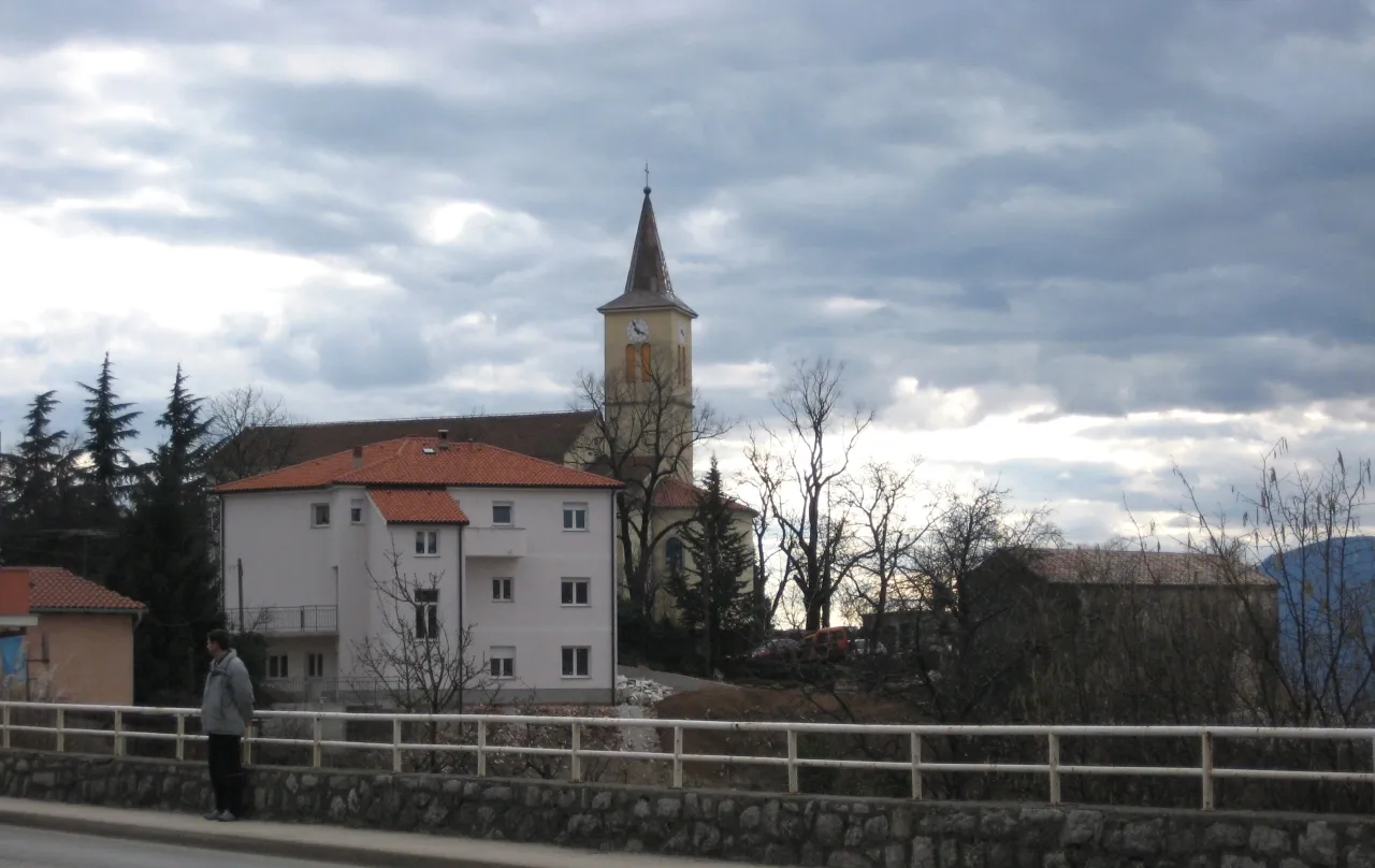 Photo showing: Crkva sv. Mateja u Viškovu