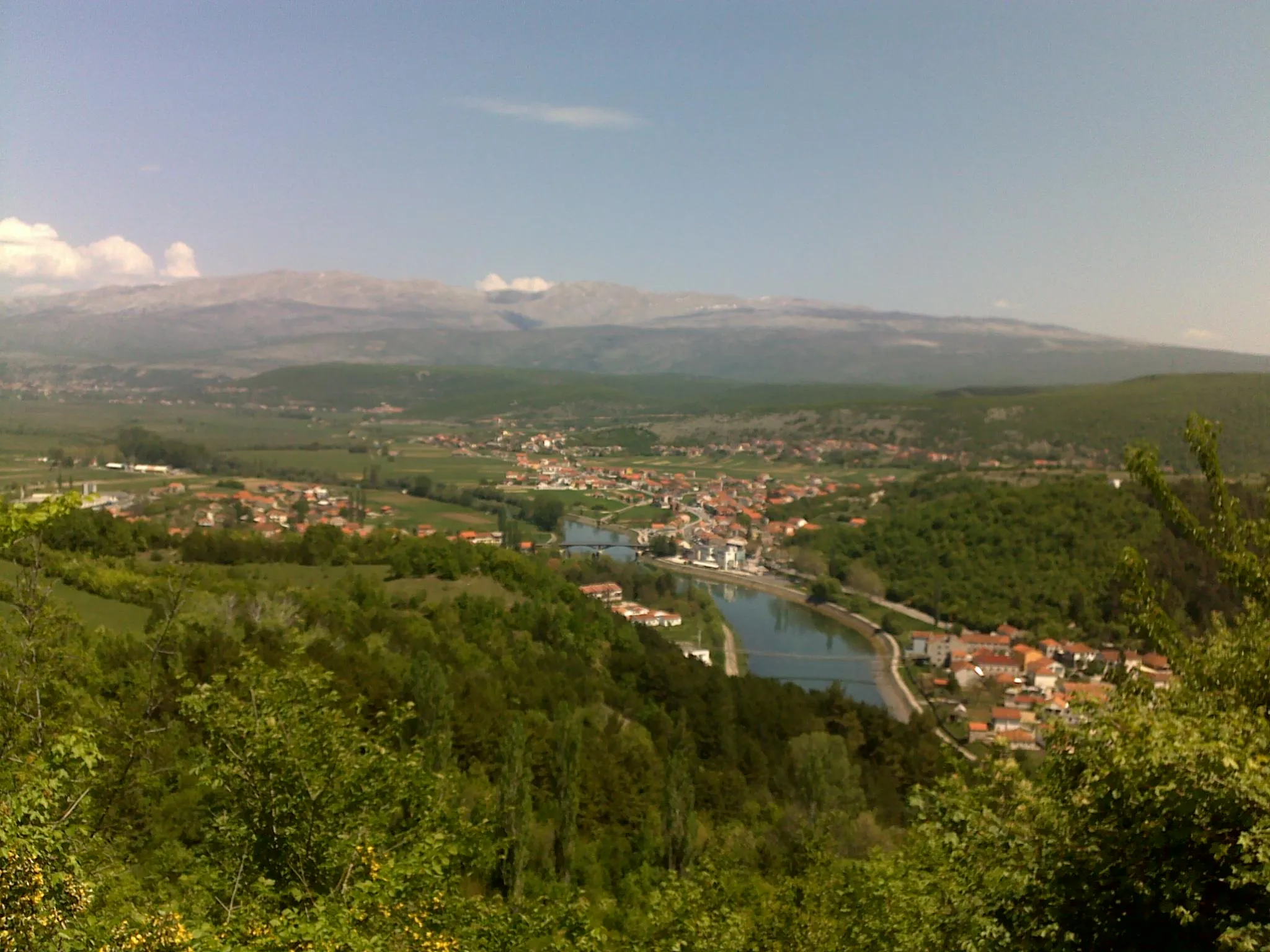 Photo showing: Picture of town Trilj from the Gardun hill