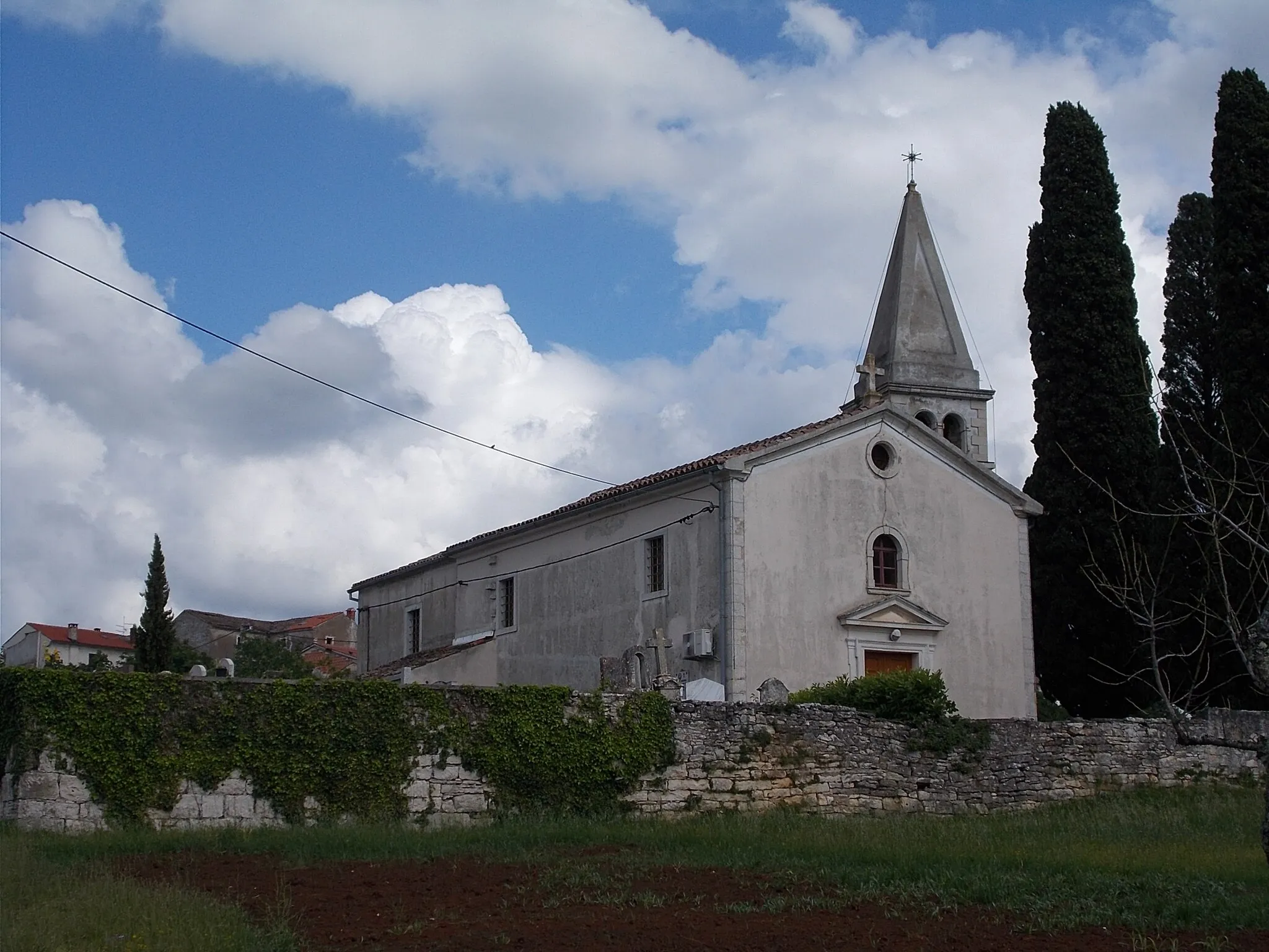 Photo showing: Buje - Triban - Szt. György-templom