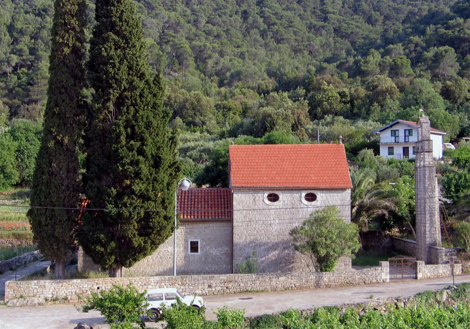Photo showing: Crkva sv. Marije u Dolu na Hvaru