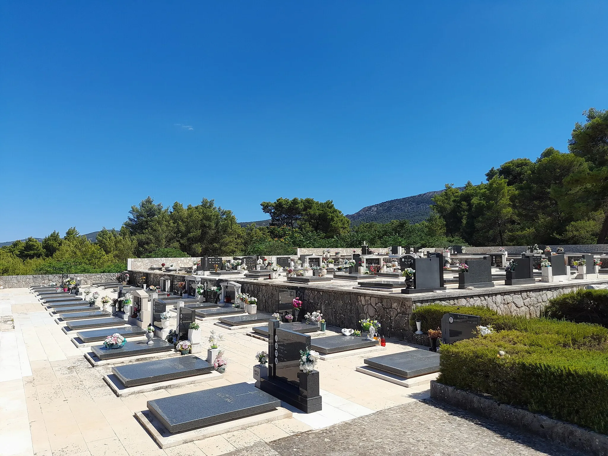 Photo showing: Cemetery in Vrbanj