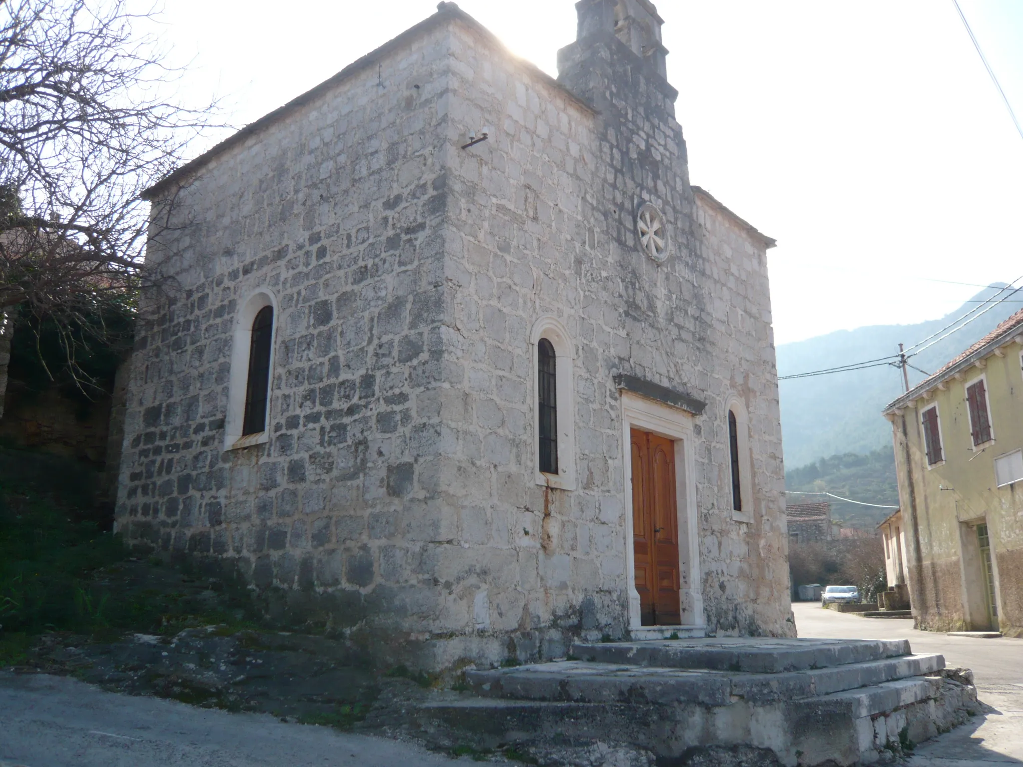 Photo showing: St. Apollonia's church in Vrisnik