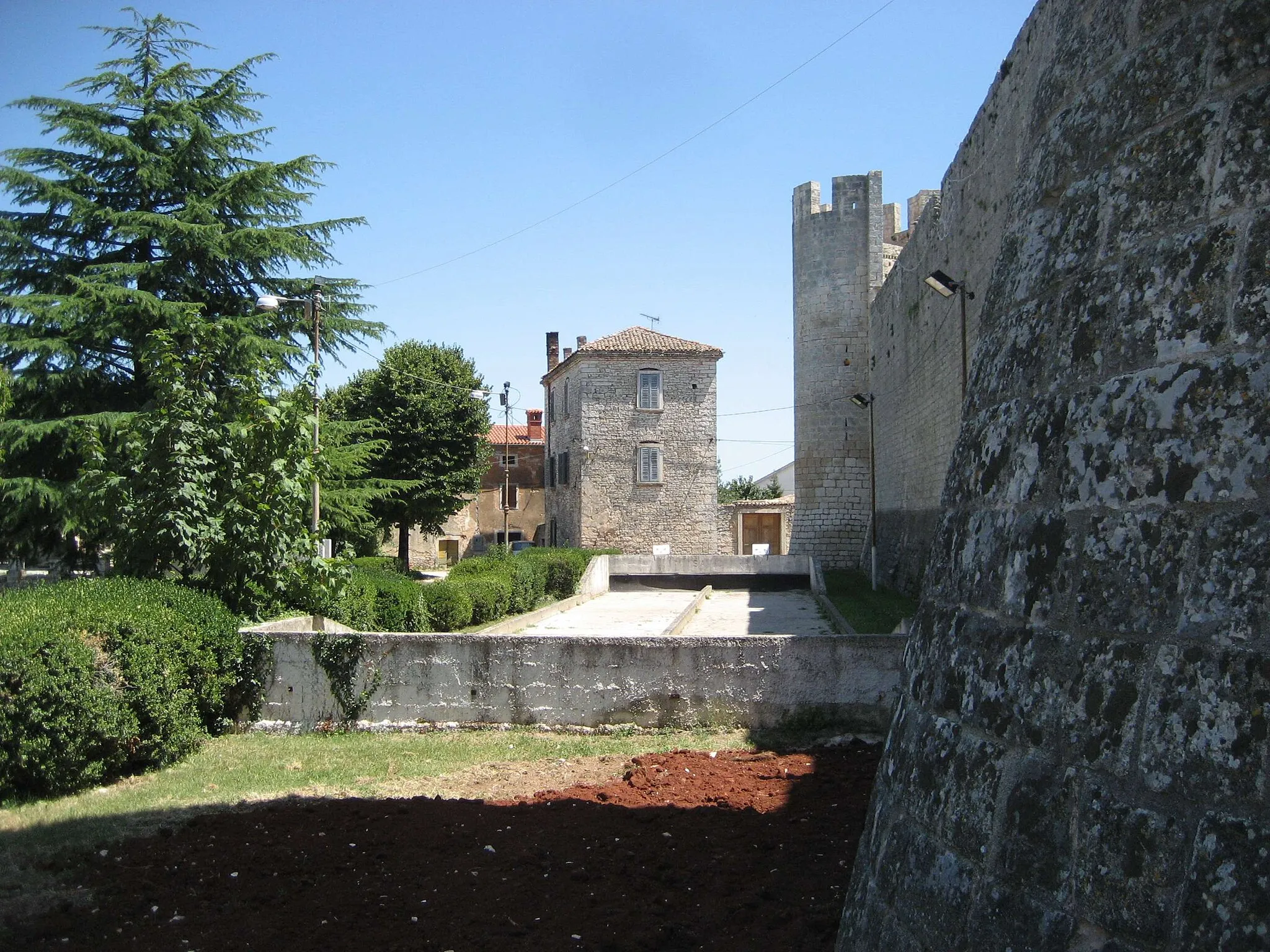 Photo showing: Svetvincenat, Croatia