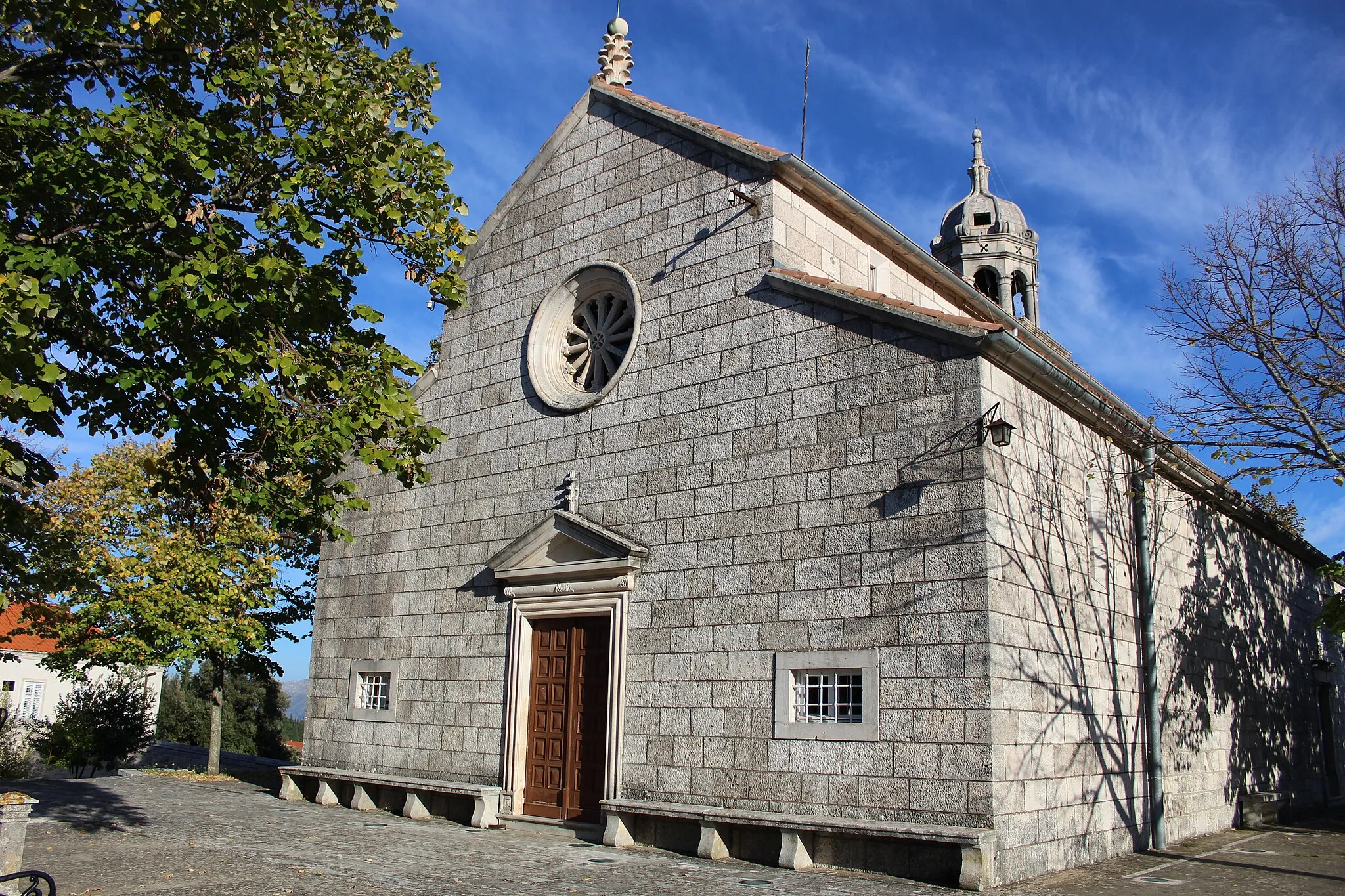 Photo showing: Church of saint Martin in Žrnovo