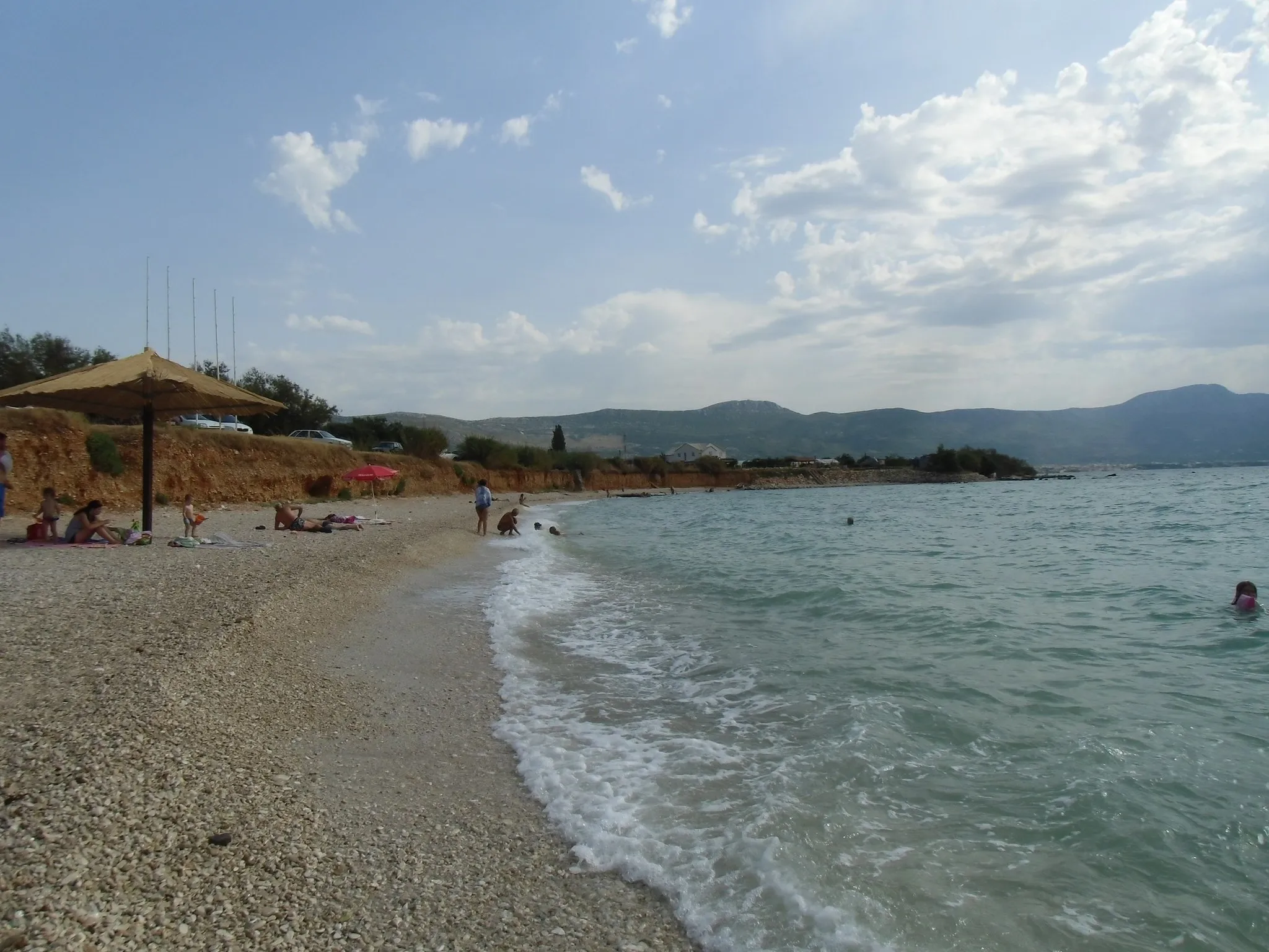 Photo showing: Beach in Divulje, Croatia.