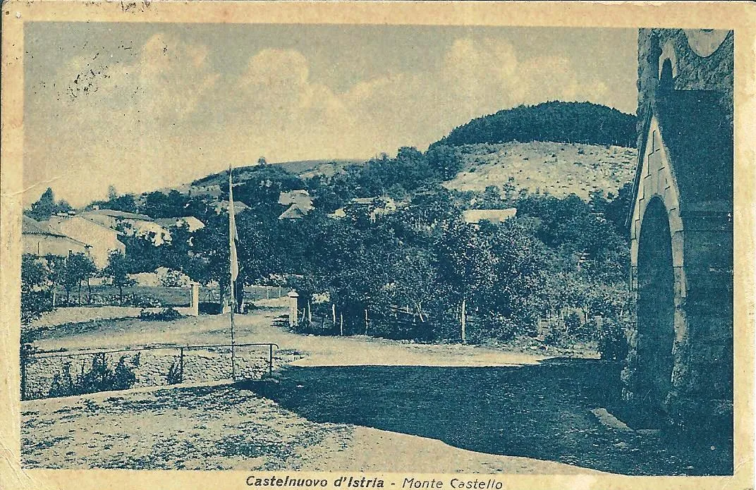 Photo showing: Postcard of Podgrad.