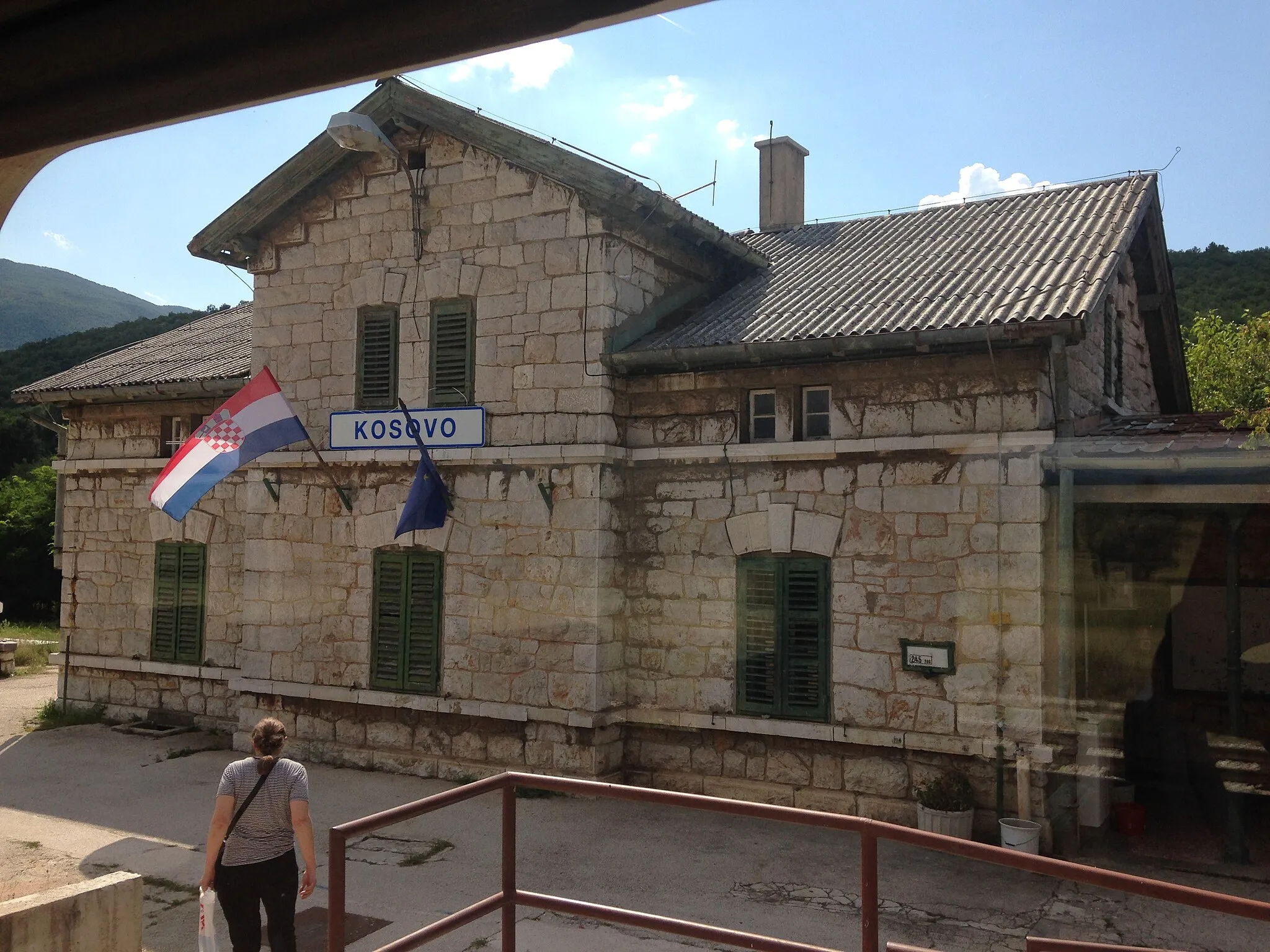 Photo showing: Station Kosovo