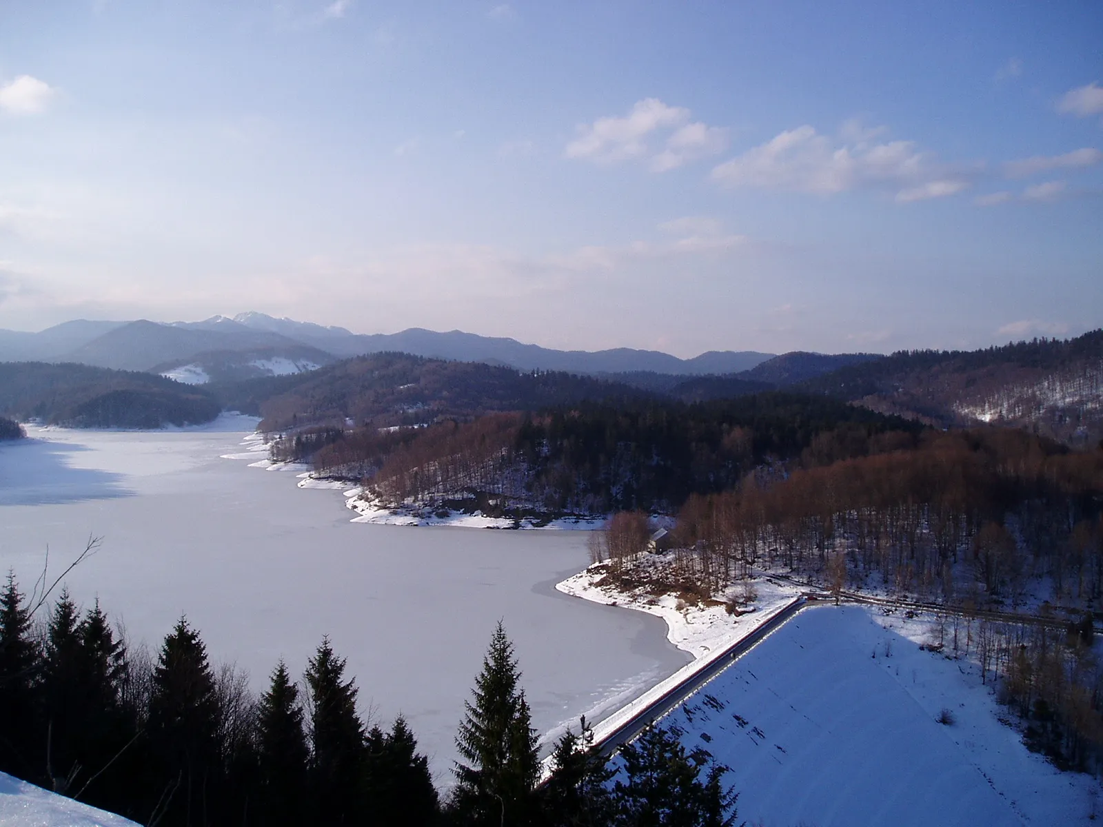 Photo showing: Lokvarsko lake, Risnjak national park