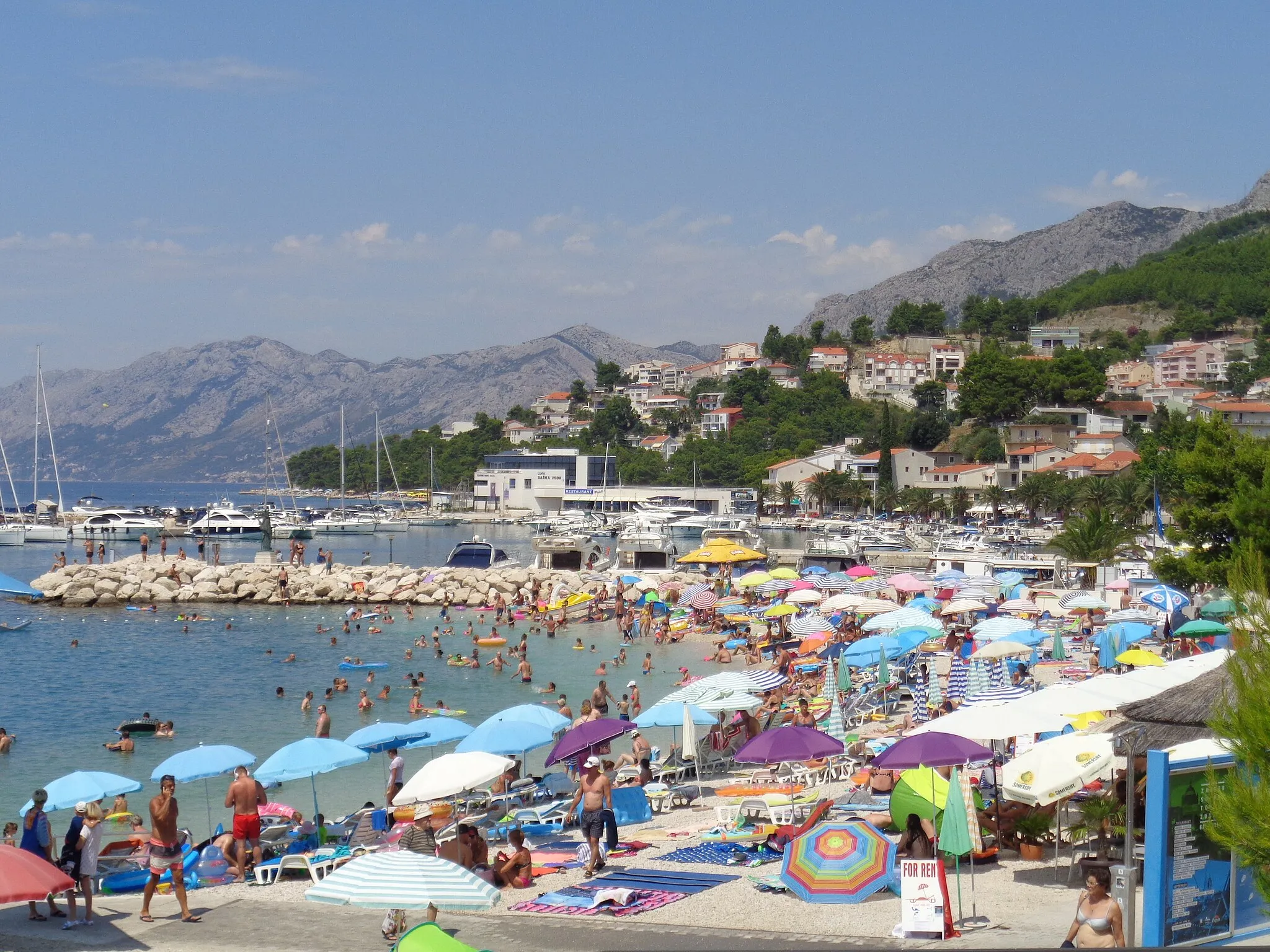 Photo showing: Baška Voda, Split-Dalmatia County, Croatia - beach