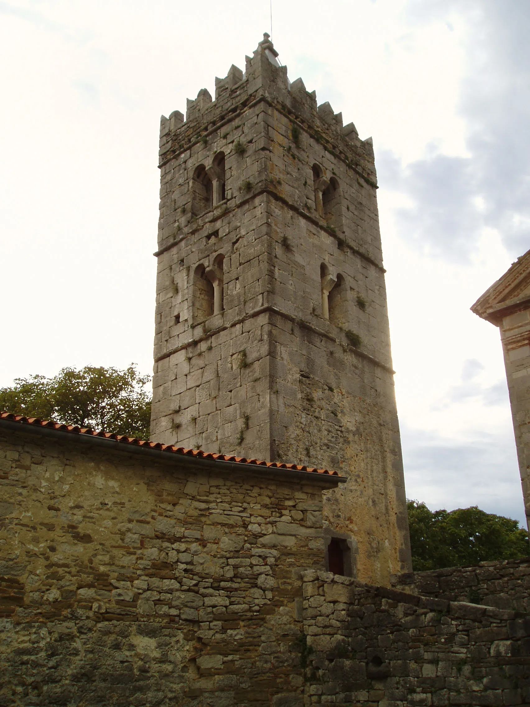 Photo showing: Bell tower in Hum