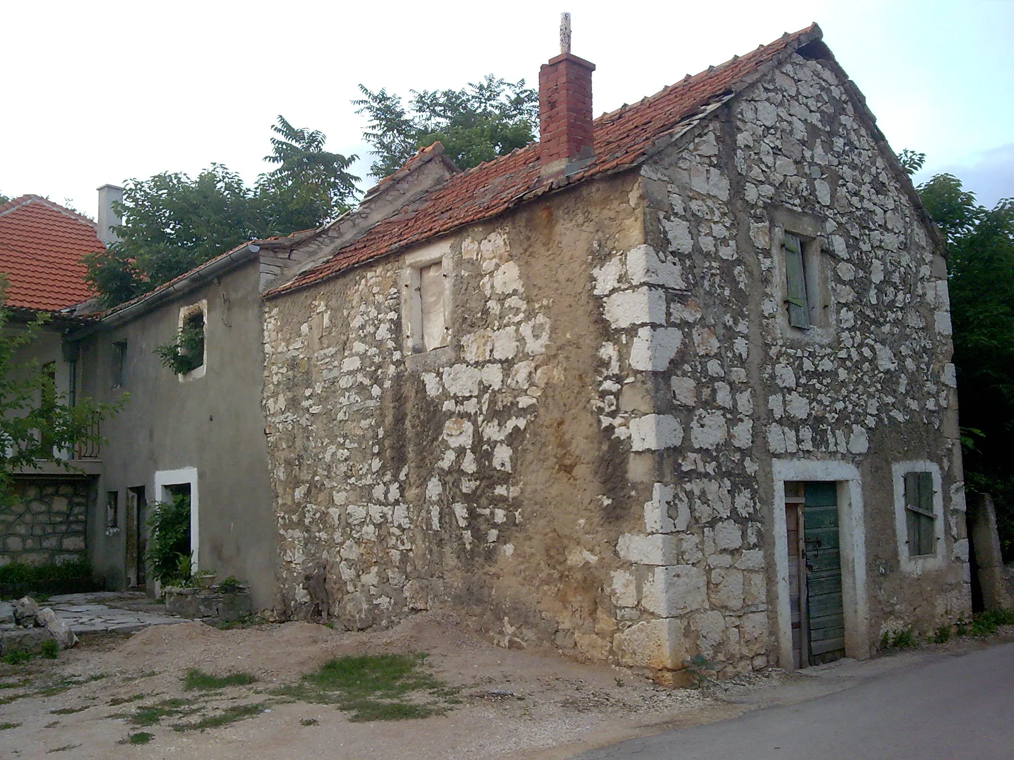 Photo showing: Miočić, Centar