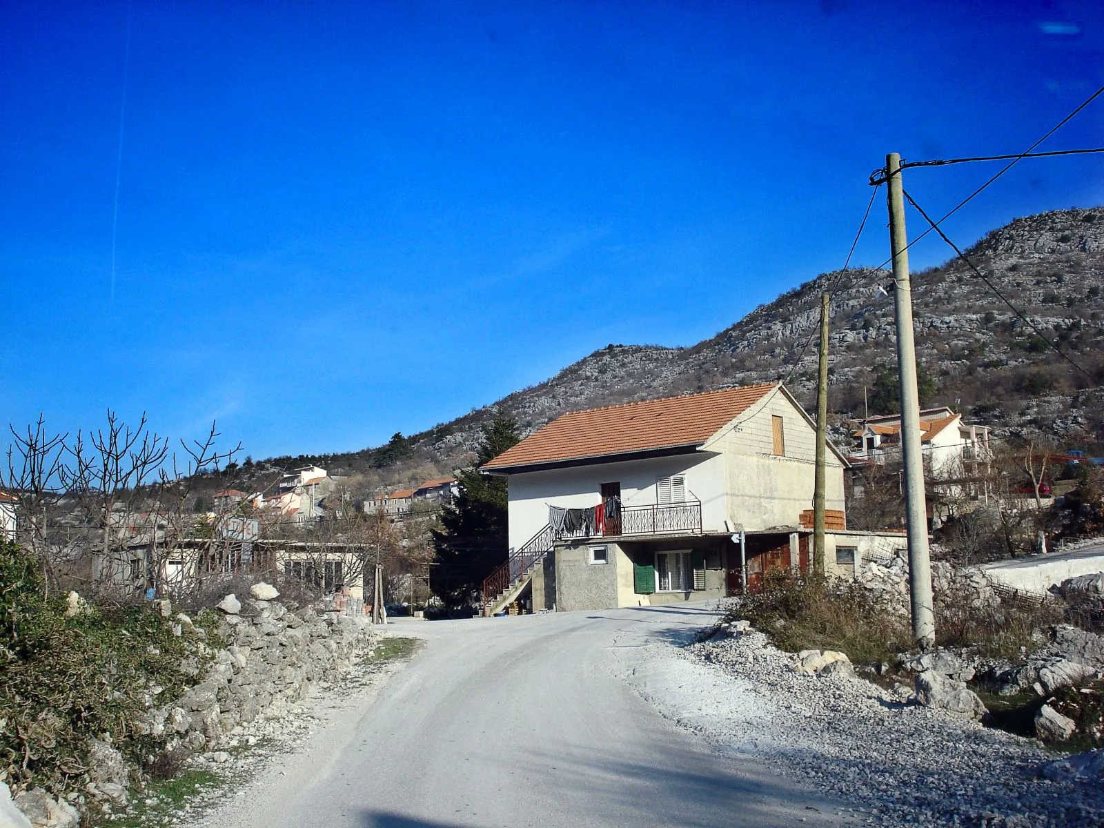 Photo showing: Village Rastovac near Zagvozd in Croatia.