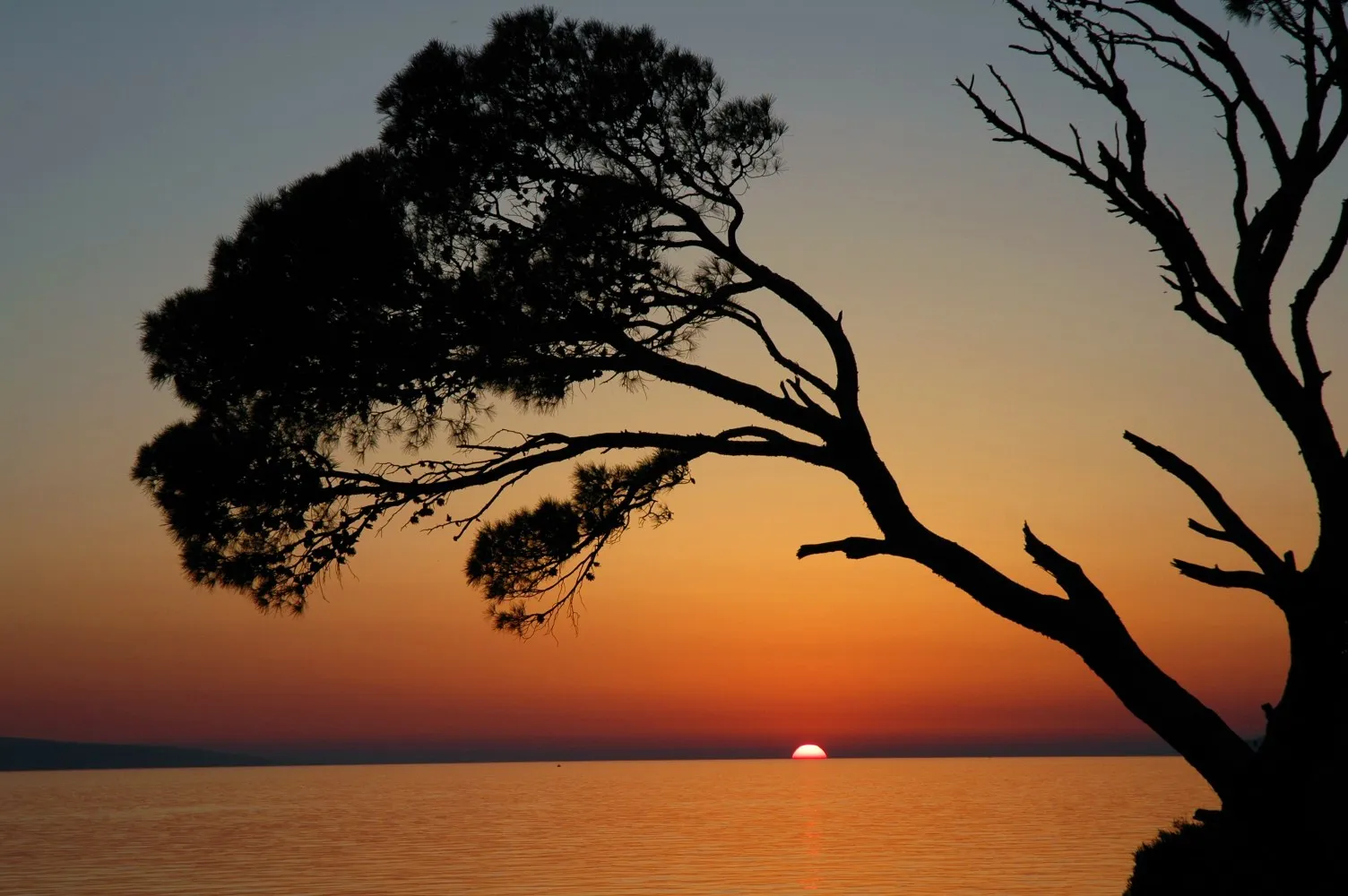 Photo showing: Sunset in Brela, Croatia