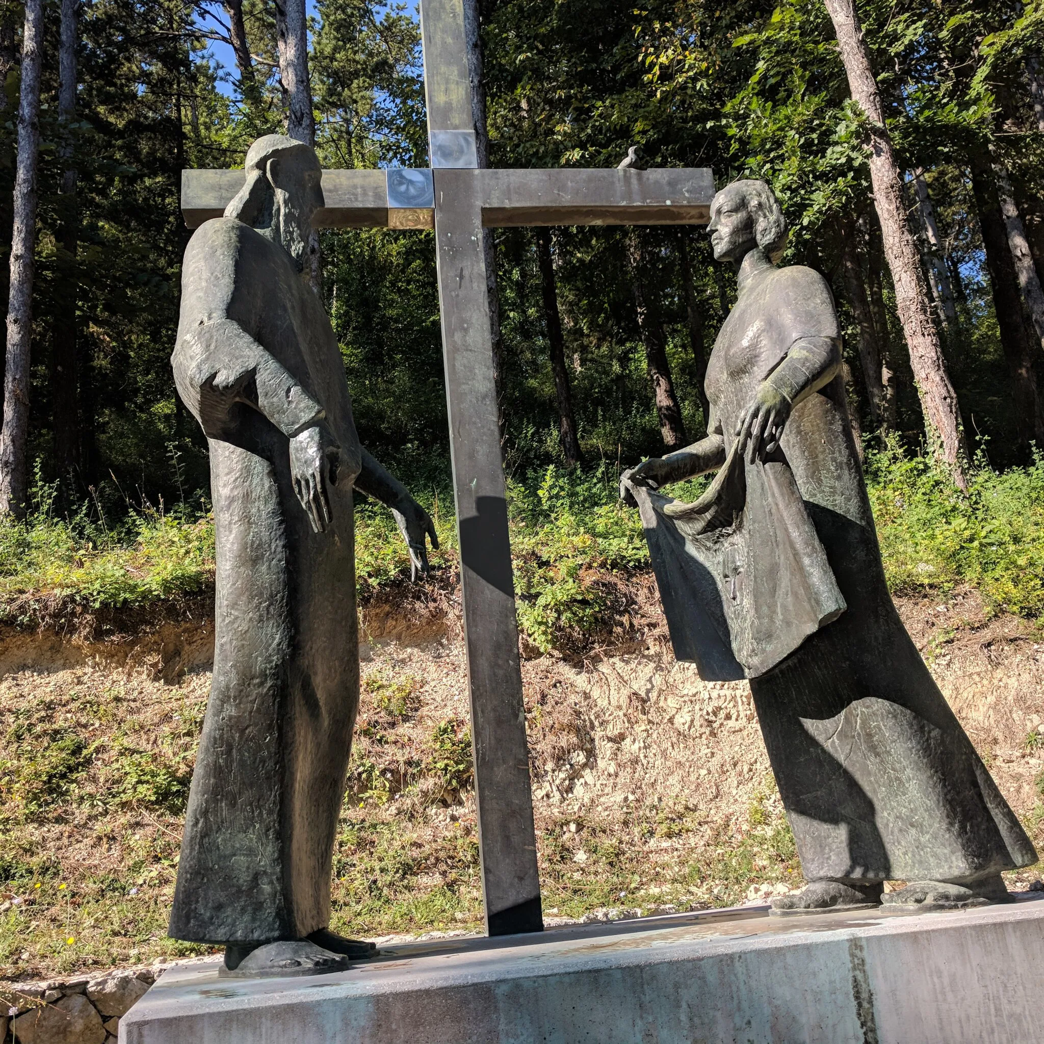 Photo showing: Stations of the Cross at Sinj, Stari grad, Croatia: 6 - Marija Ujević - Veronika pruža Isusu rubac