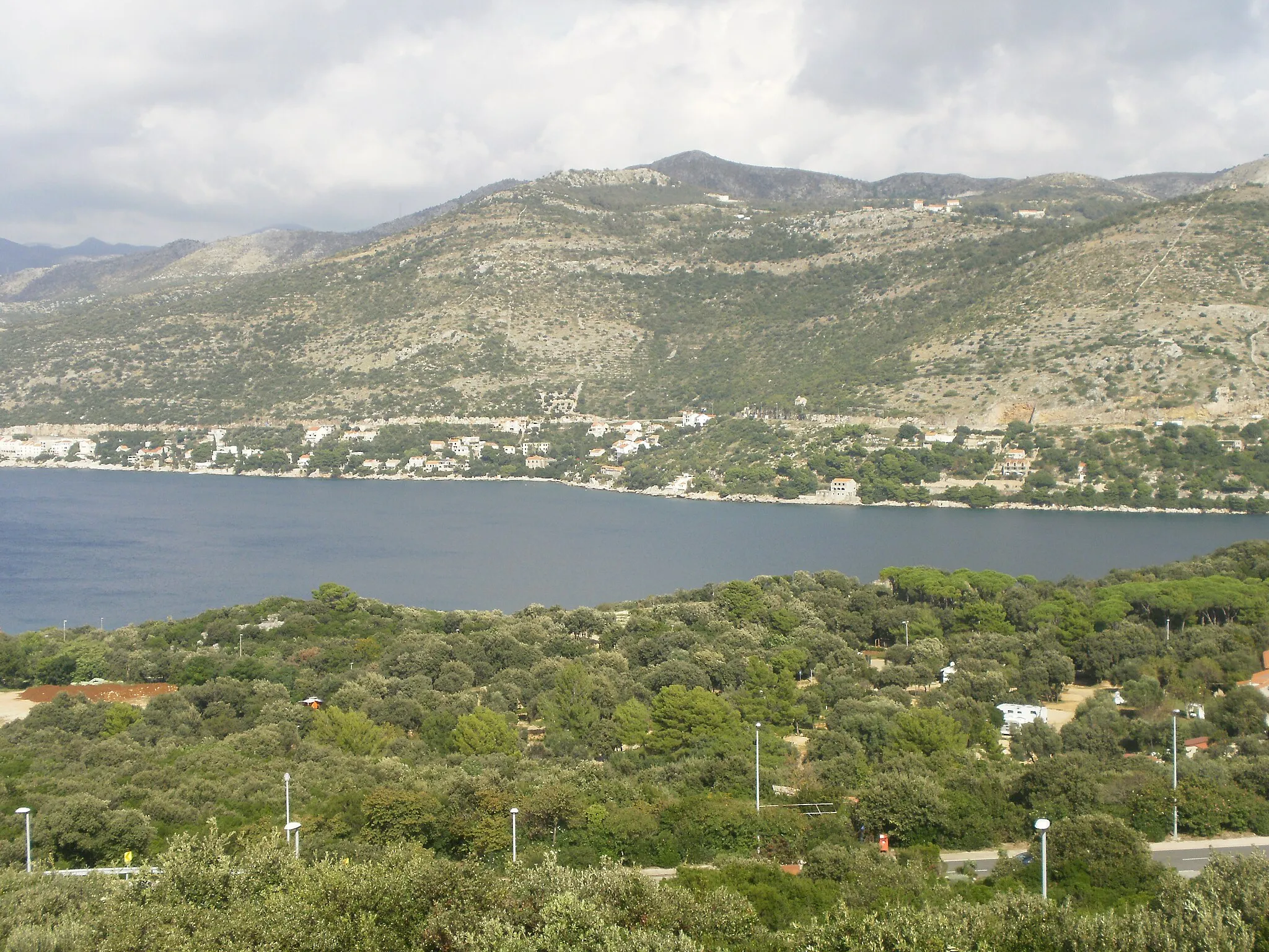 Photo showing: Lozica as seen from Lapad