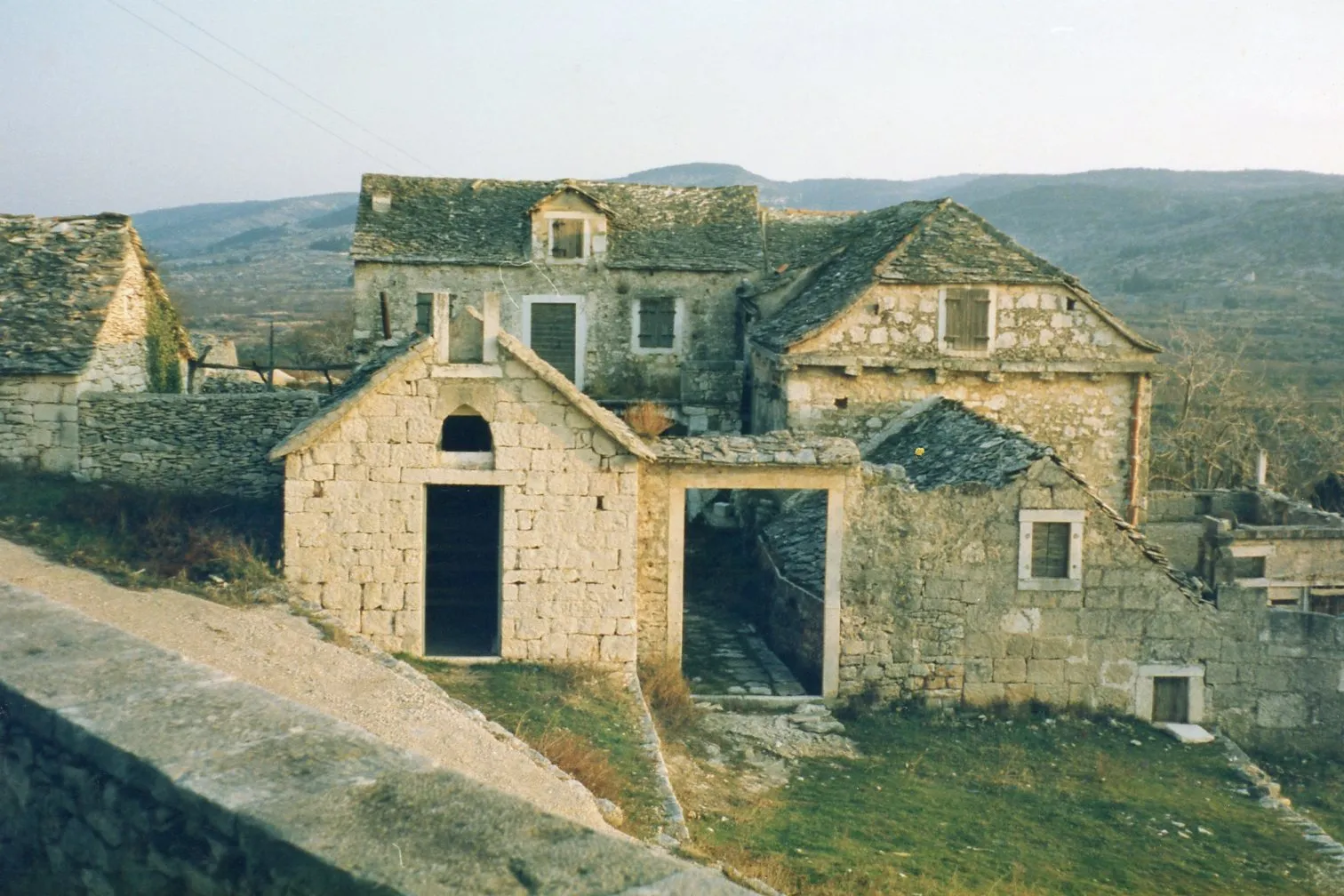 Photo showing: An old house in Donji Humac