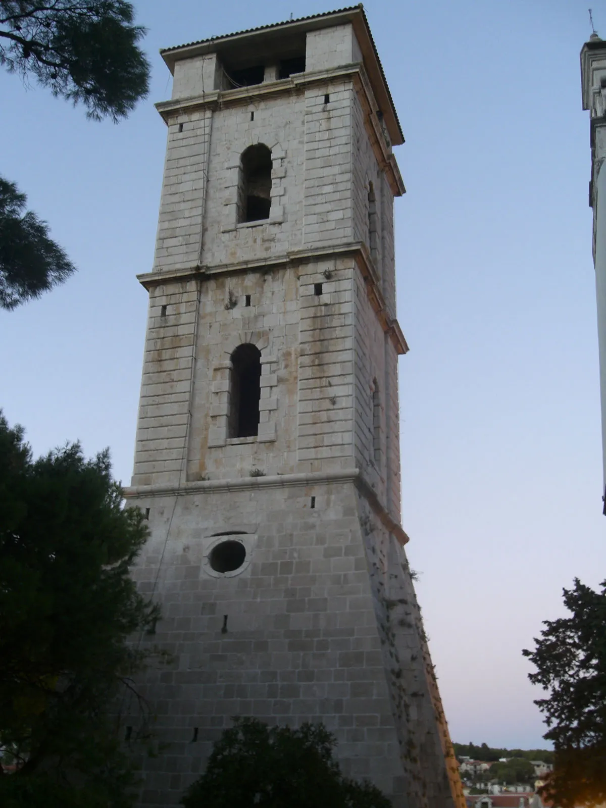 Photo showing: Church tower in Tisno, Croatia