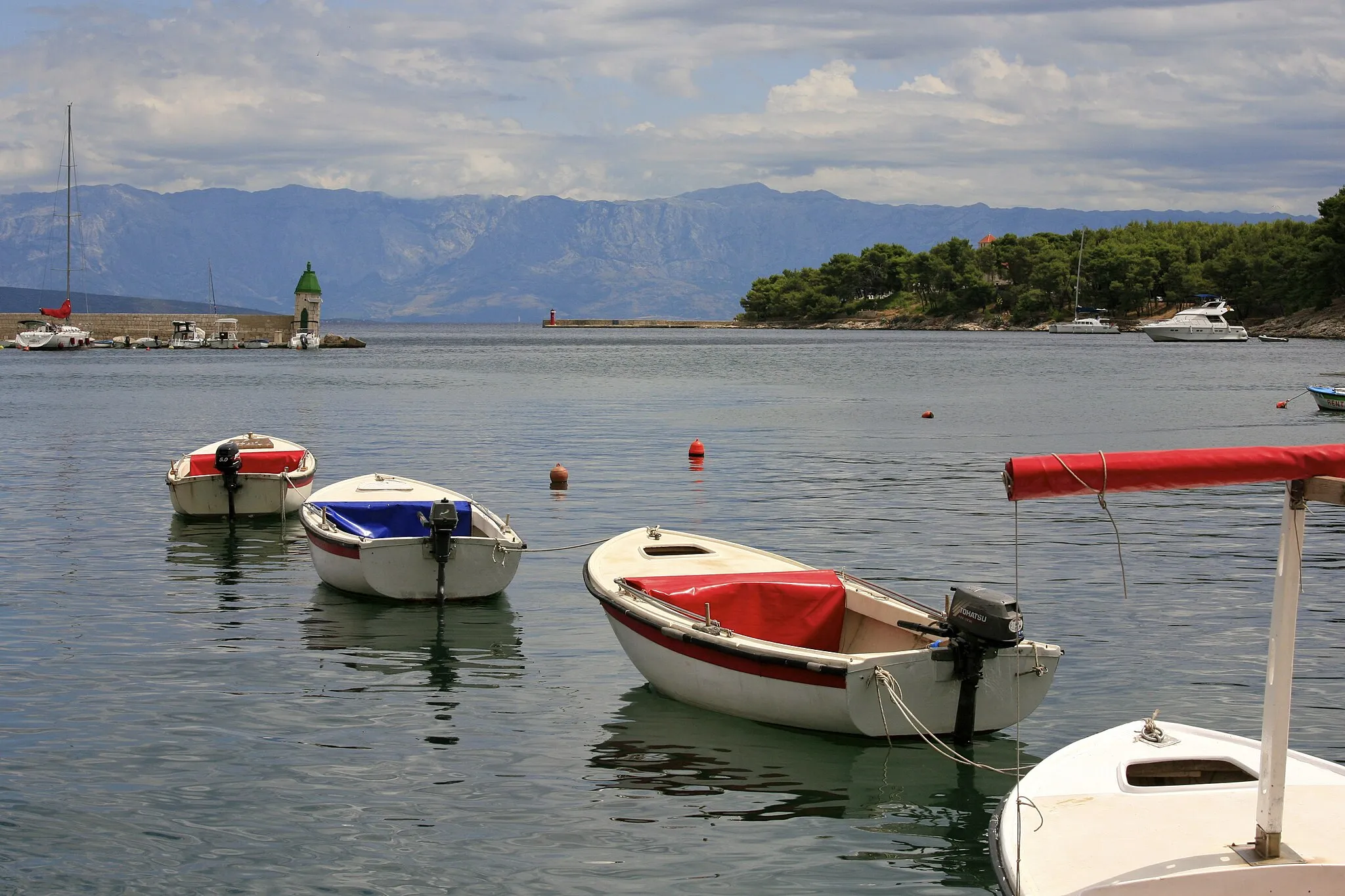 Photo showing: Line of Boats, Jelsa, Hvar Island