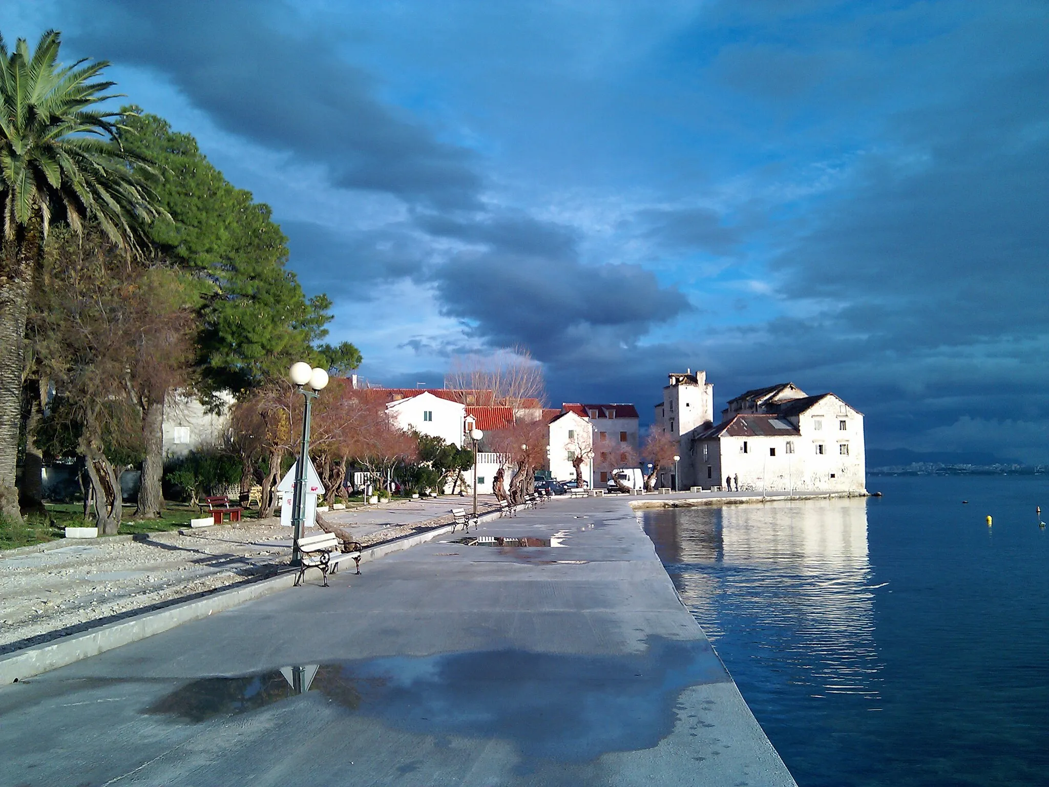 Photo showing: Kaštel Štafilić, Croatia