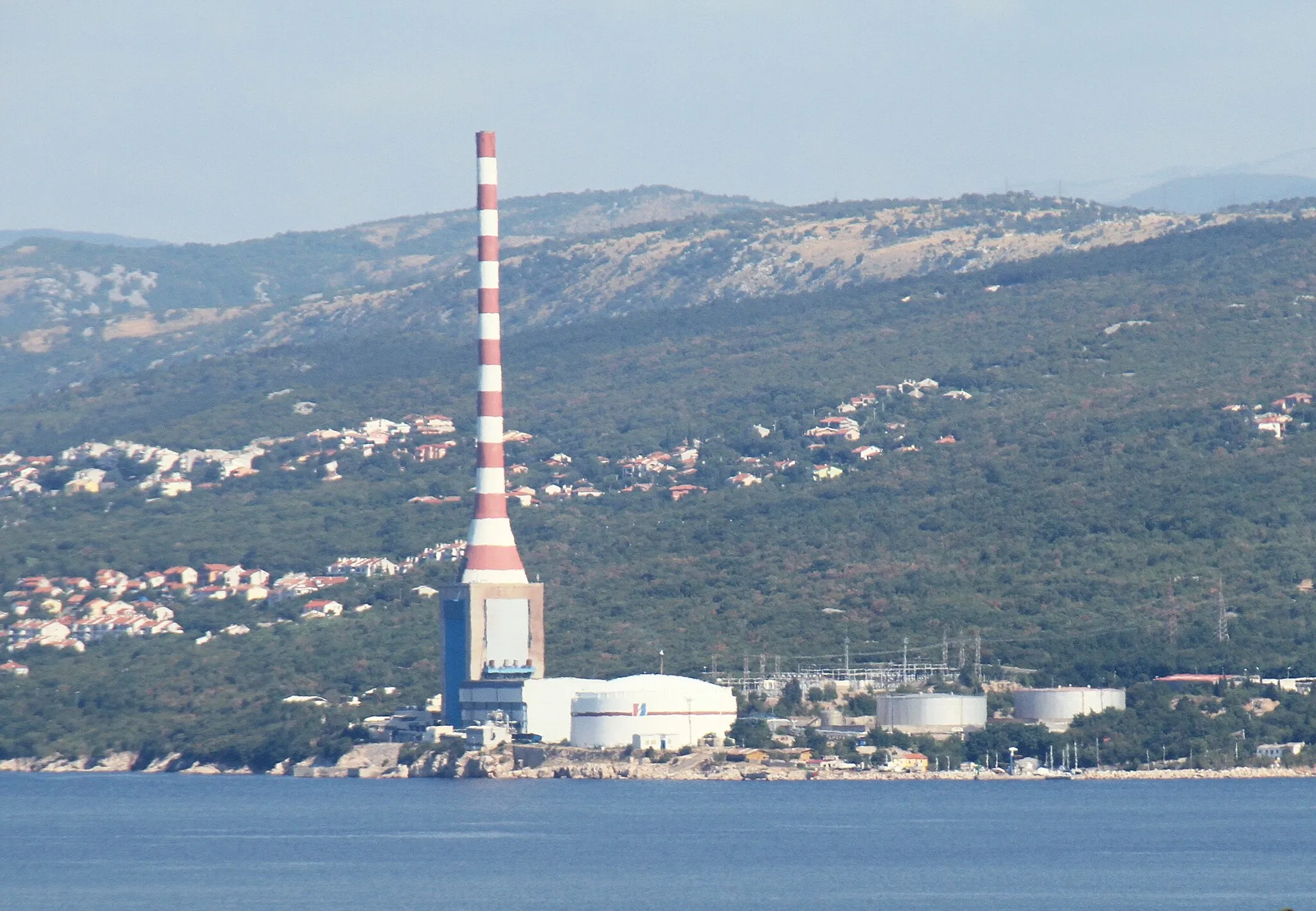 Photo showing: Thermal Power Plant "Rijeka" in the city of Rijeka, Croatia.