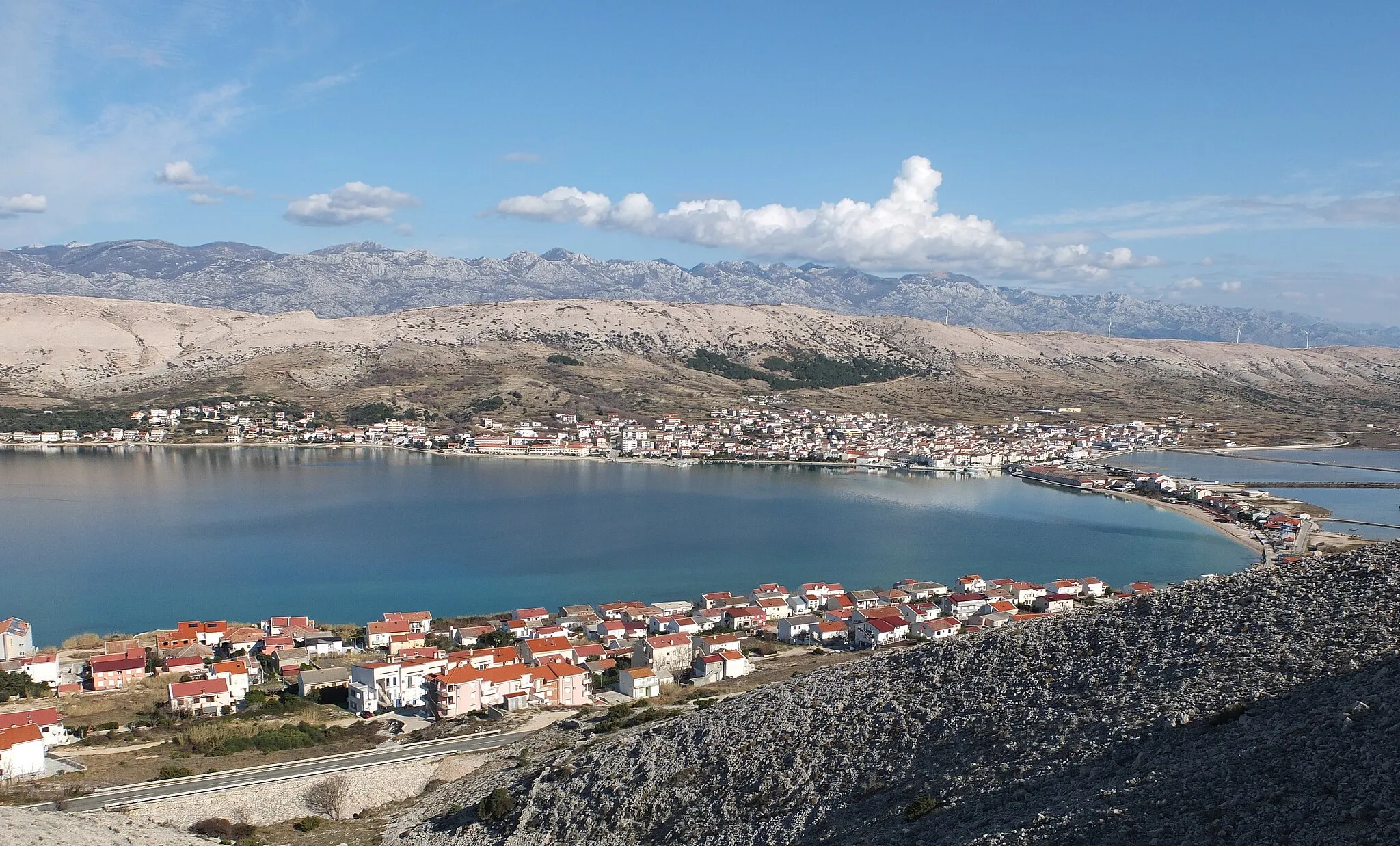 Photo showing: Town of Pag on the Island of Pag, Croatia (view W).