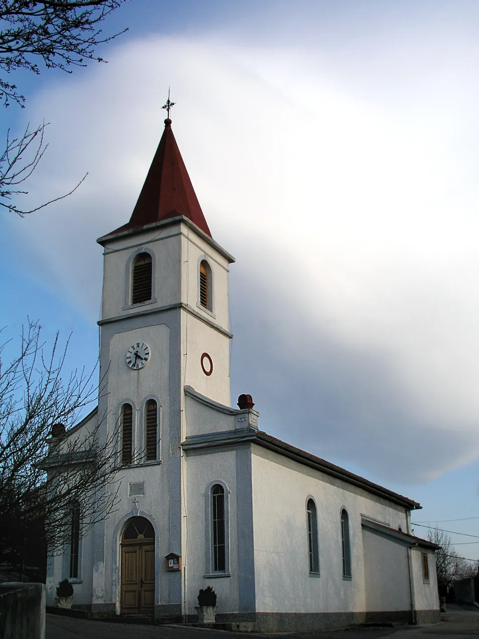 Photo showing: Crkva Svetog Antuna iz 1890. godine u Šmriki, Hrvatska