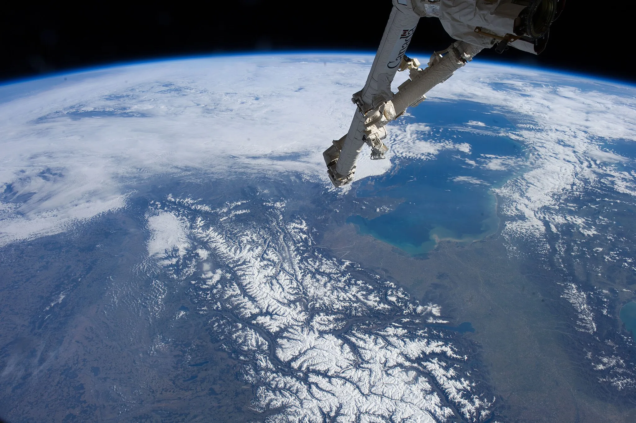 Photo showing: View of Earth taken during ISS Expedition 38.