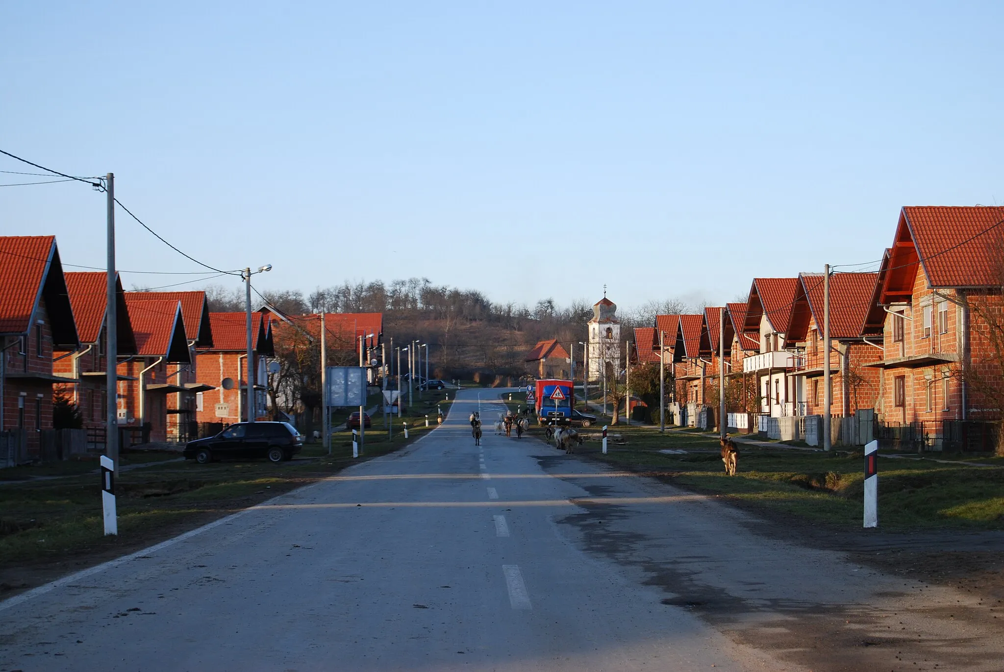 Photo showing: Street in Čeralije village, Croatia