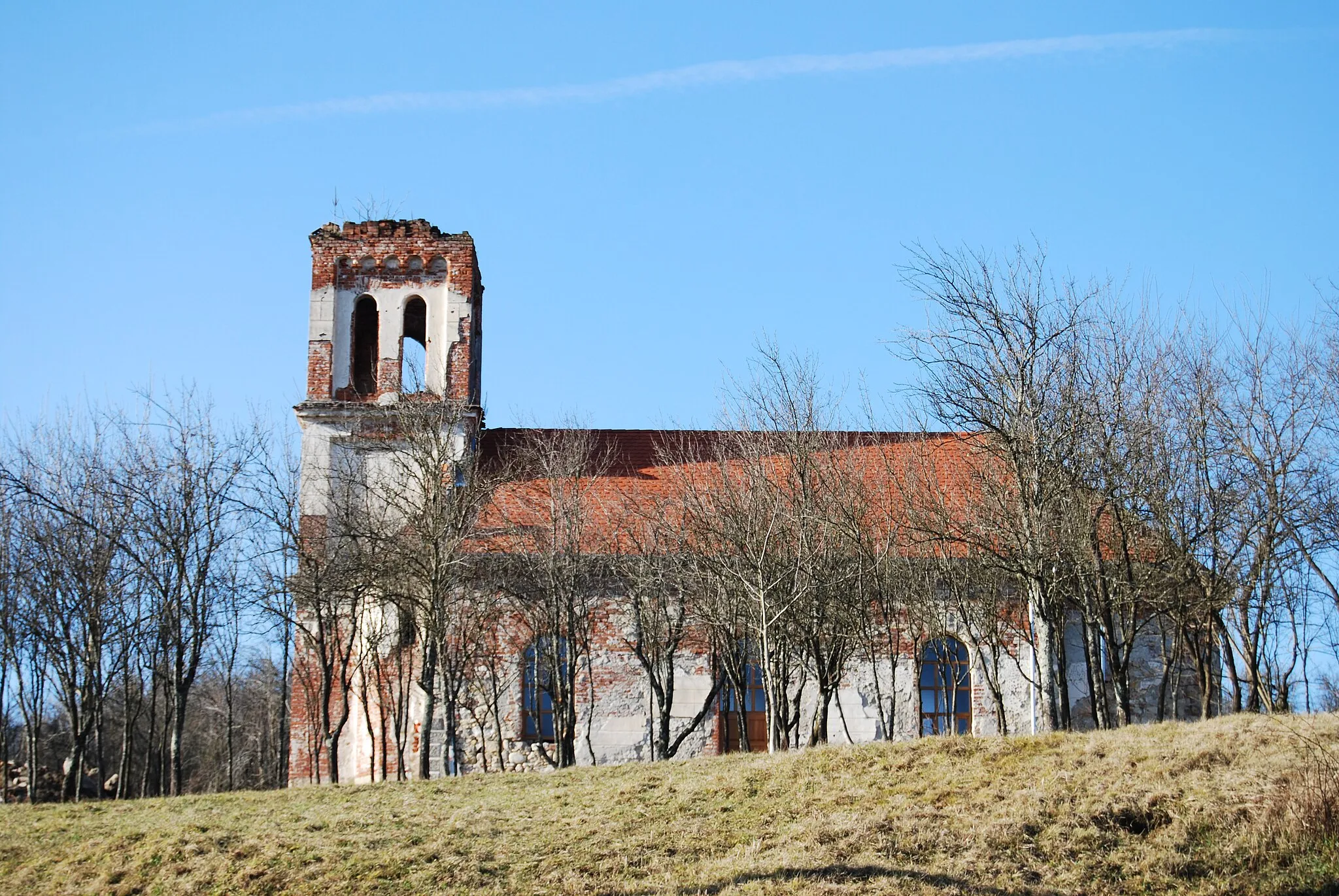 Photo showing: Destroyed church of St. George in Kusonje village, Croatia