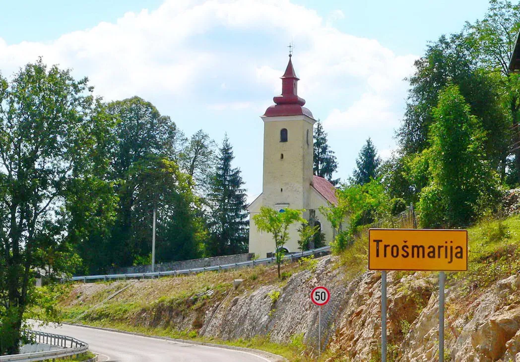 Photo showing: Trosmarija, village near Ogulin