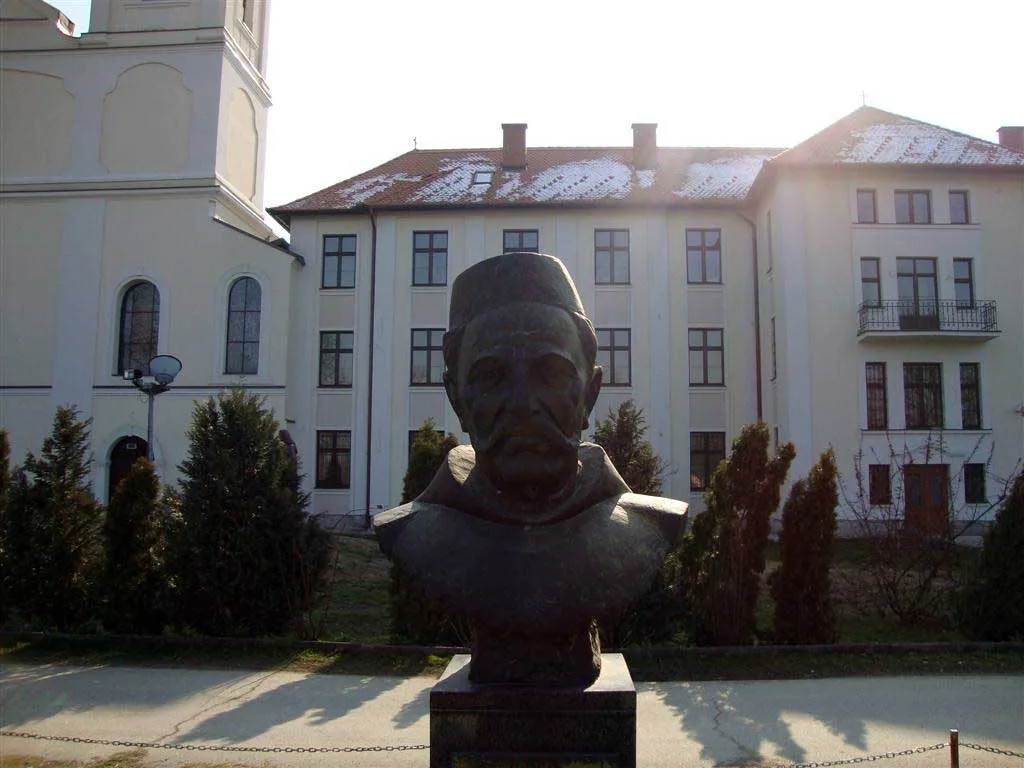 Photo showing: Franciscan monastery and church,Tolisa