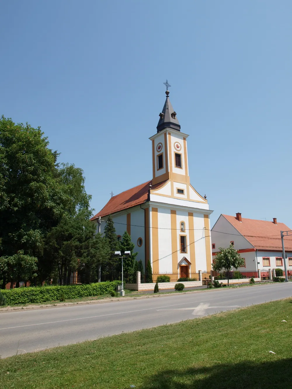 Photo showing: Crkva Sv. Andrije u Donjim_Andrijevcima, Brodsko-posavska županija.