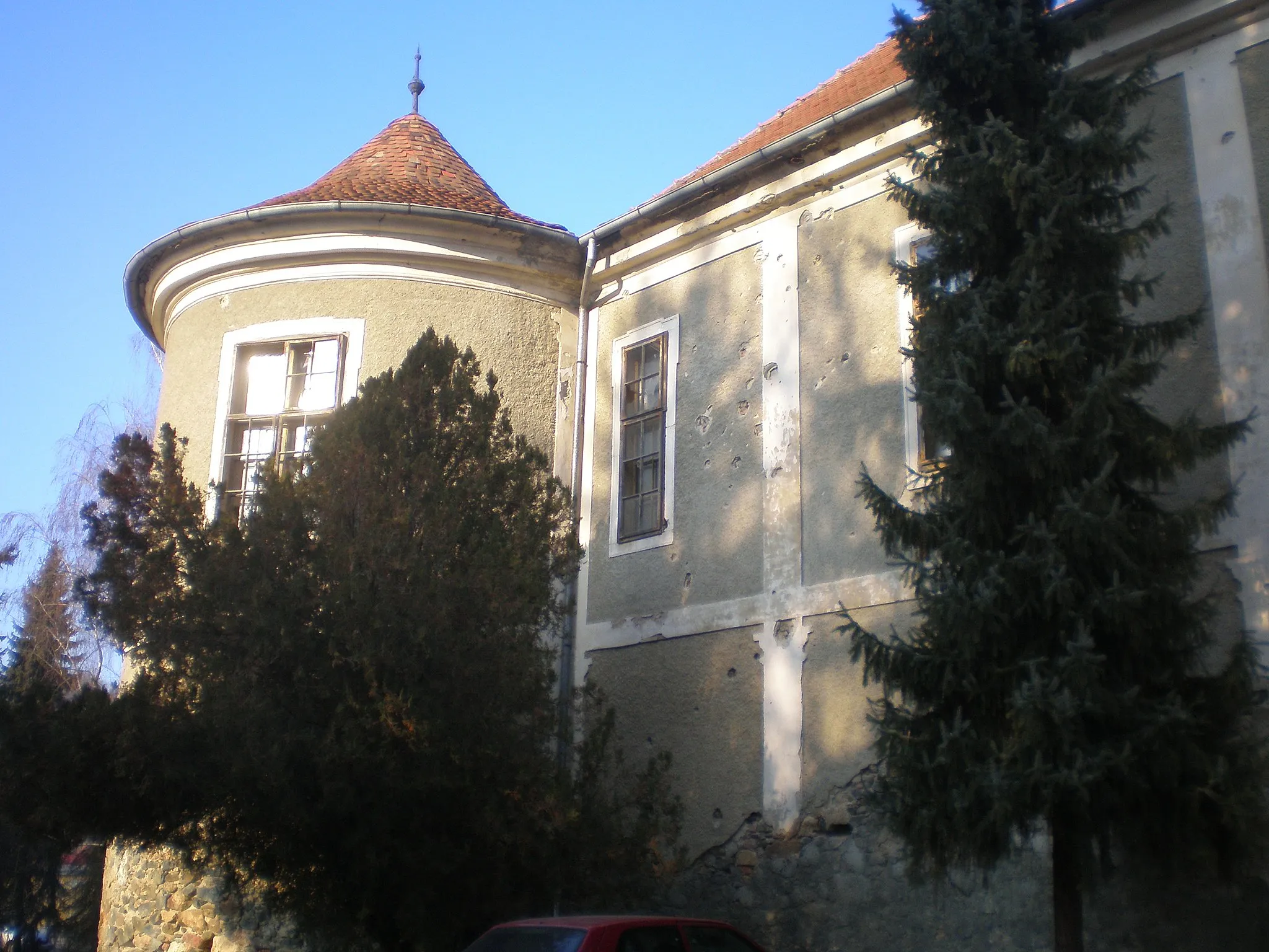 Photo showing: Petraš-Marković-Kulmer Castle in Cernik