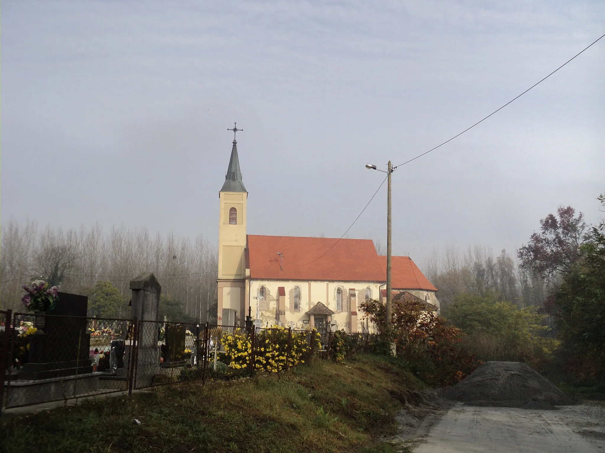 Photo showing: Saint George church in Sveti Đurađ, Donji Miholjac County, Croatia.