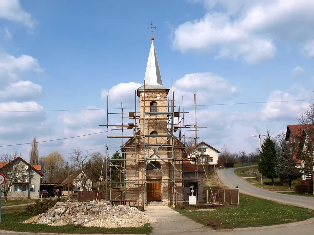 Photo showing: Church in the village of Tomica, Brod-Posavina, Croatia.