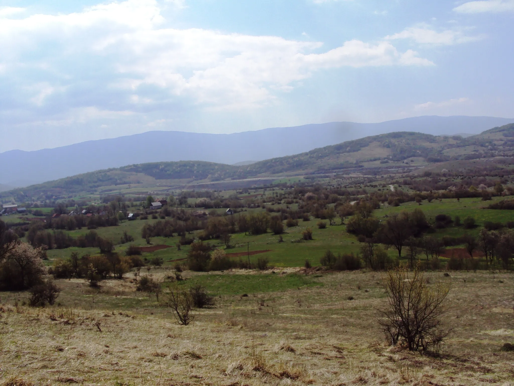 Photo showing: The village of Brloška Dubrava near Otočac, Region of Lika, Croatia