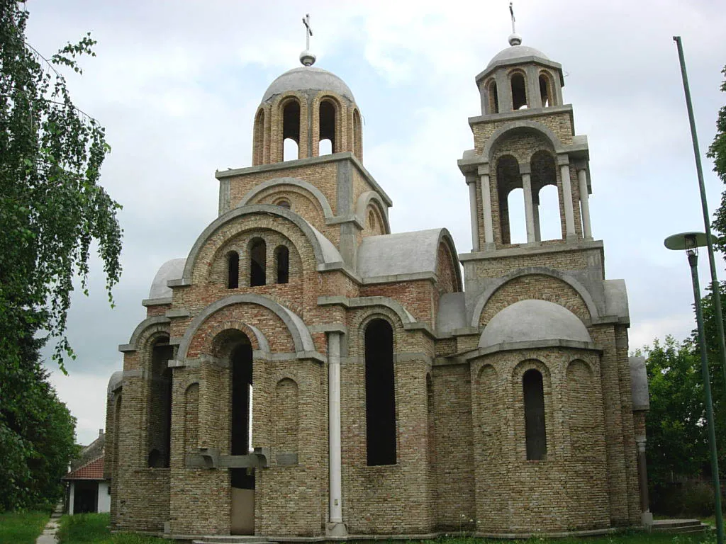 Photo showing: The Orthodox Church in Mladenovo, Serbia.