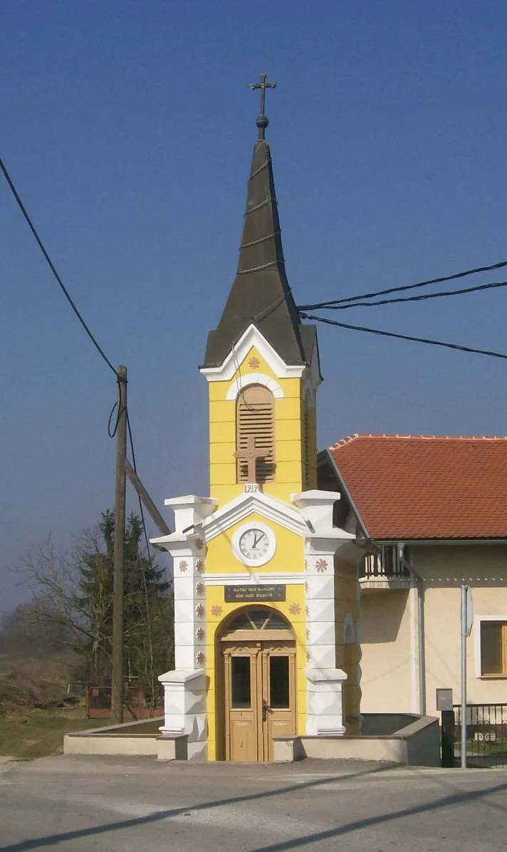 Photo showing: Kapelica u Harmici, općina Brdovec, ZG županija