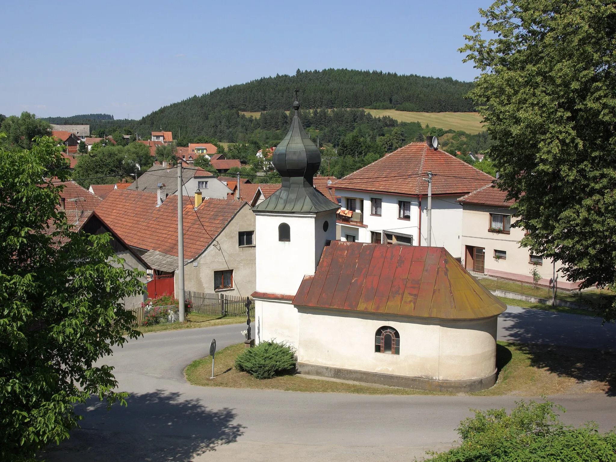 Photo showing: Číchov - kaple od jihu.