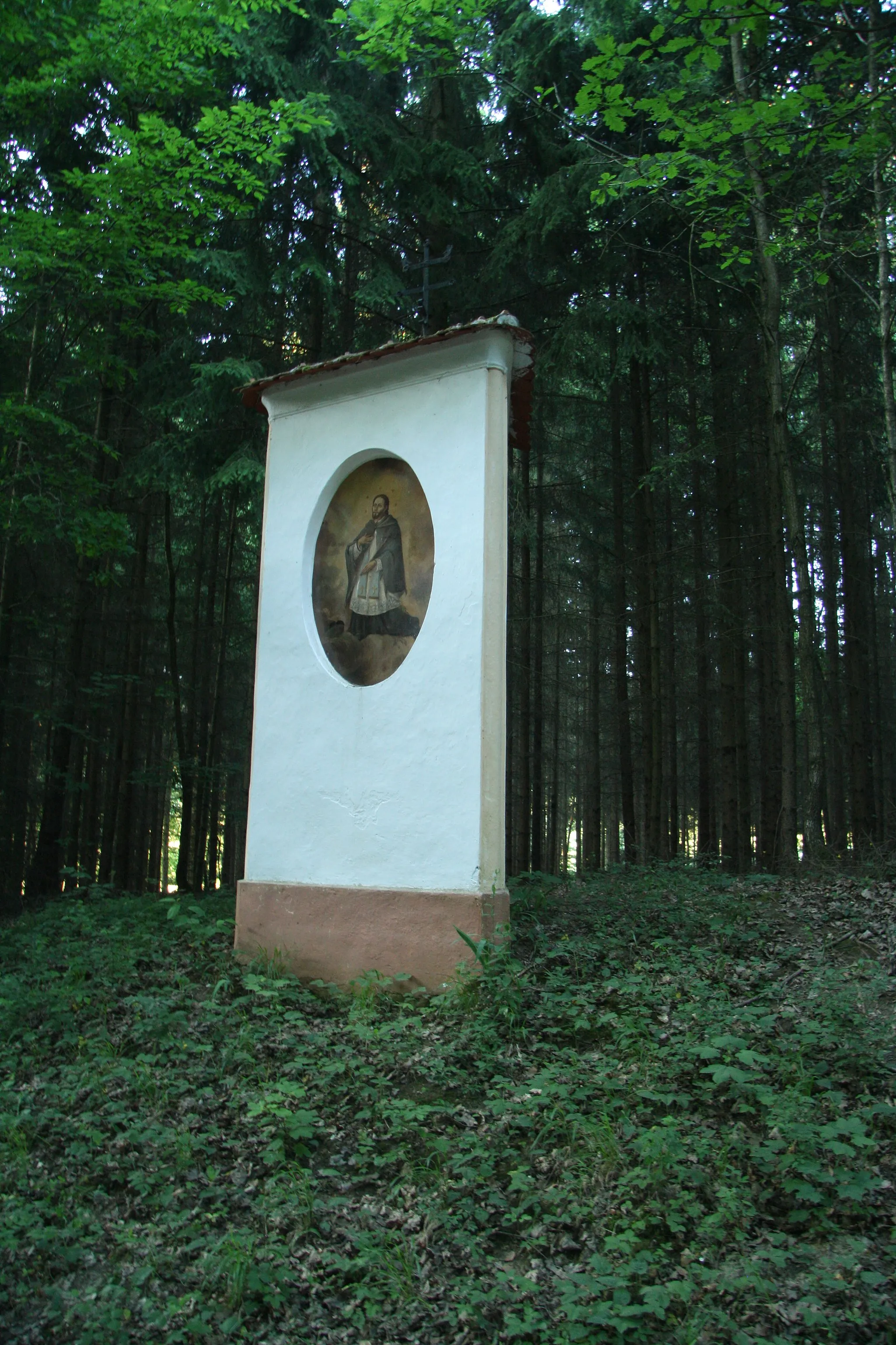 Photo showing: Cultural monument Wayside shrines in forest in Dešov, Třebíč District.